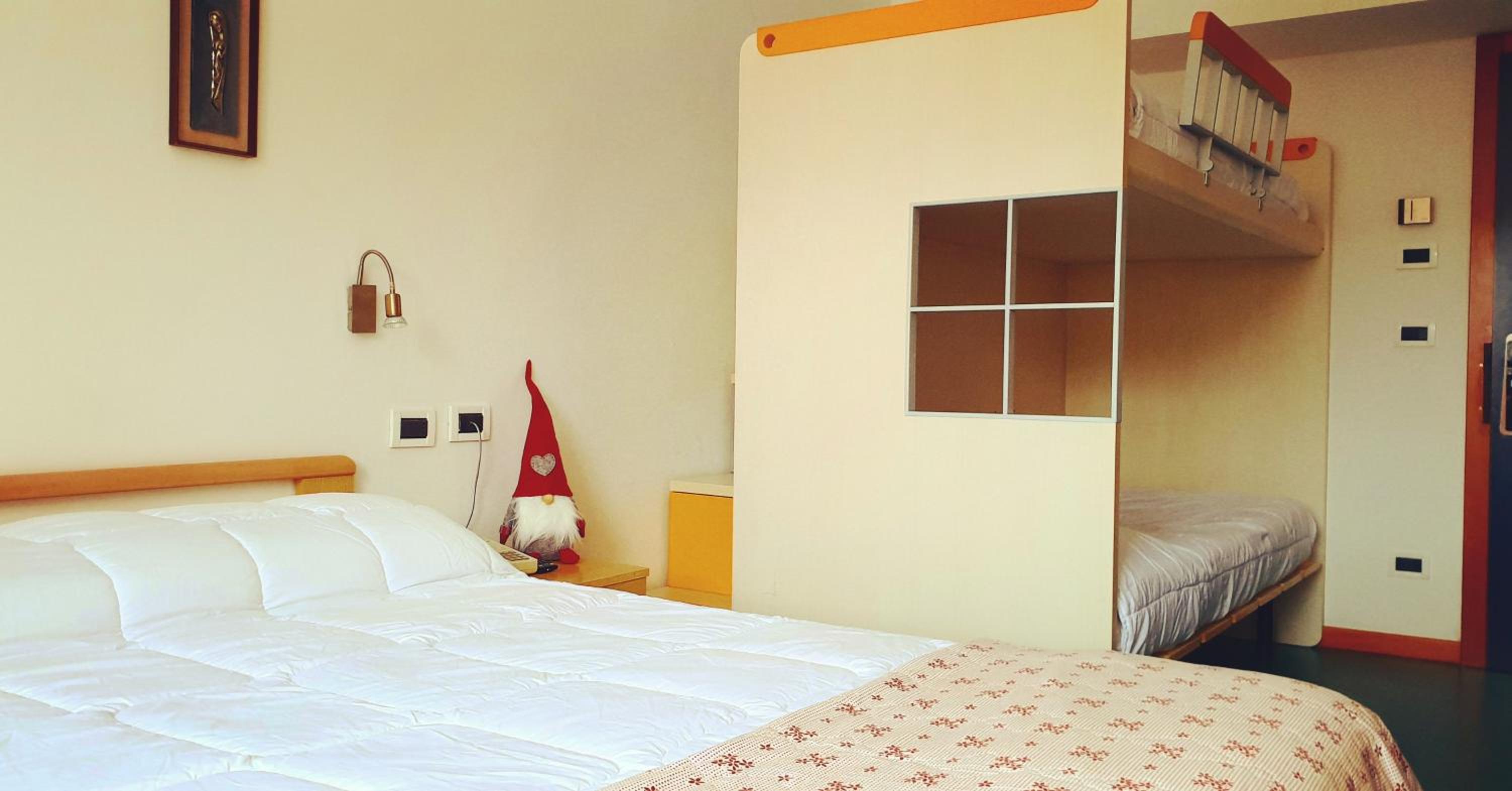 Quadruple Room - Photo 1