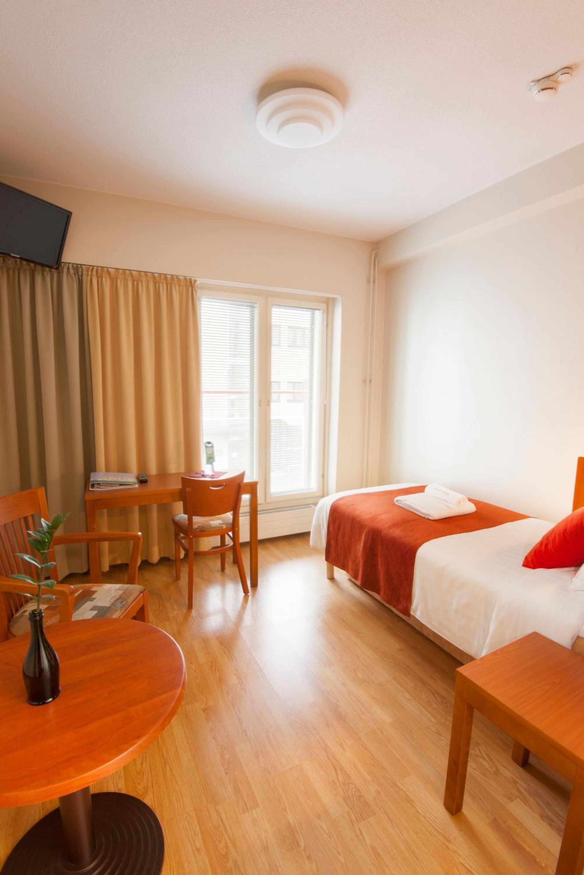 Single Room photo 3