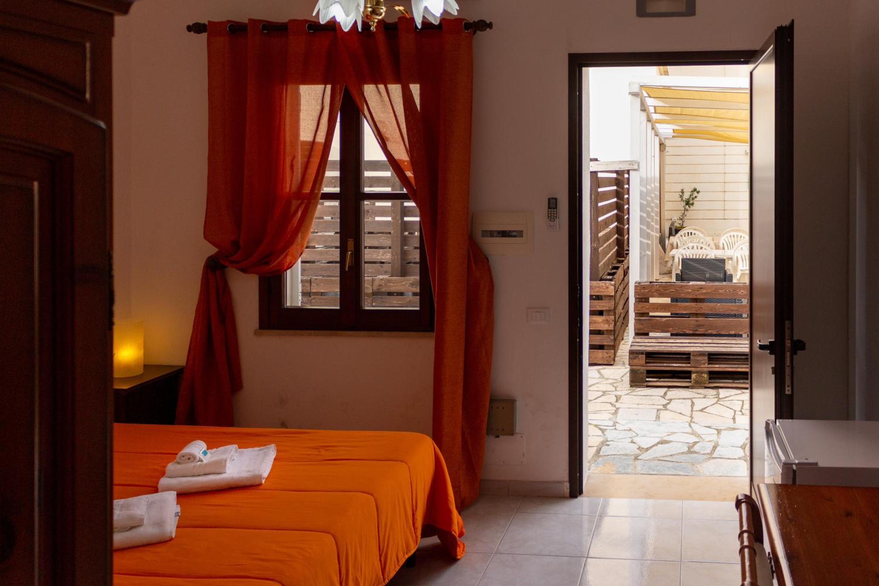 Double Room - Disability Access photo 3