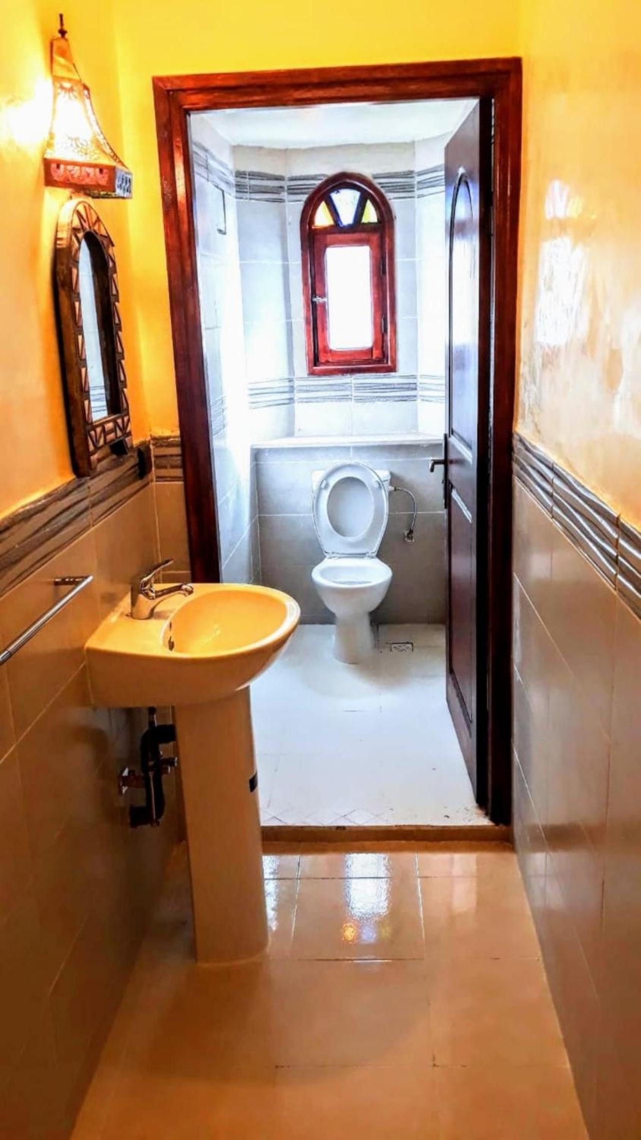 Two-Bedroom Apartment - Photo 9