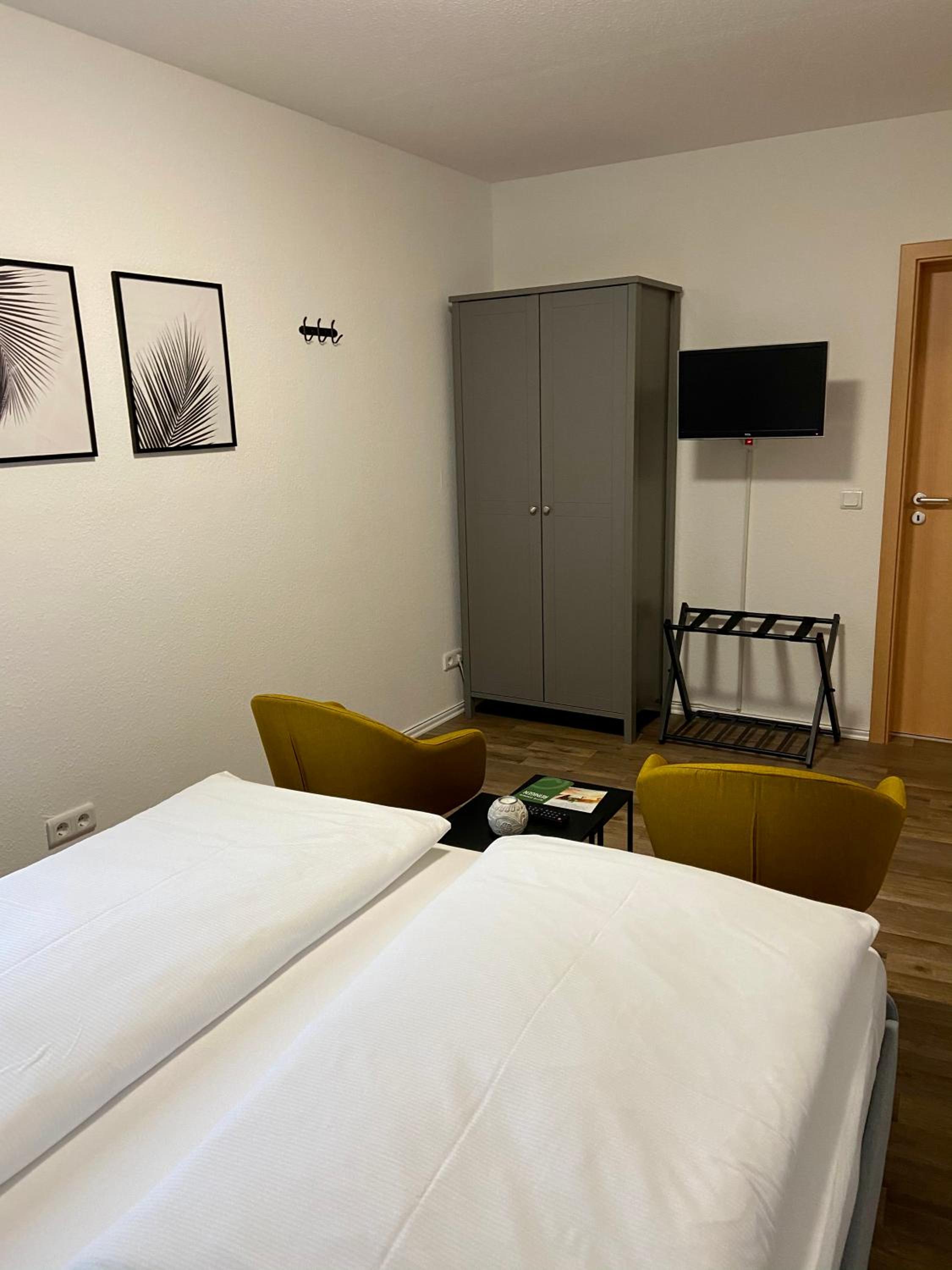 Small Double Room photo 2