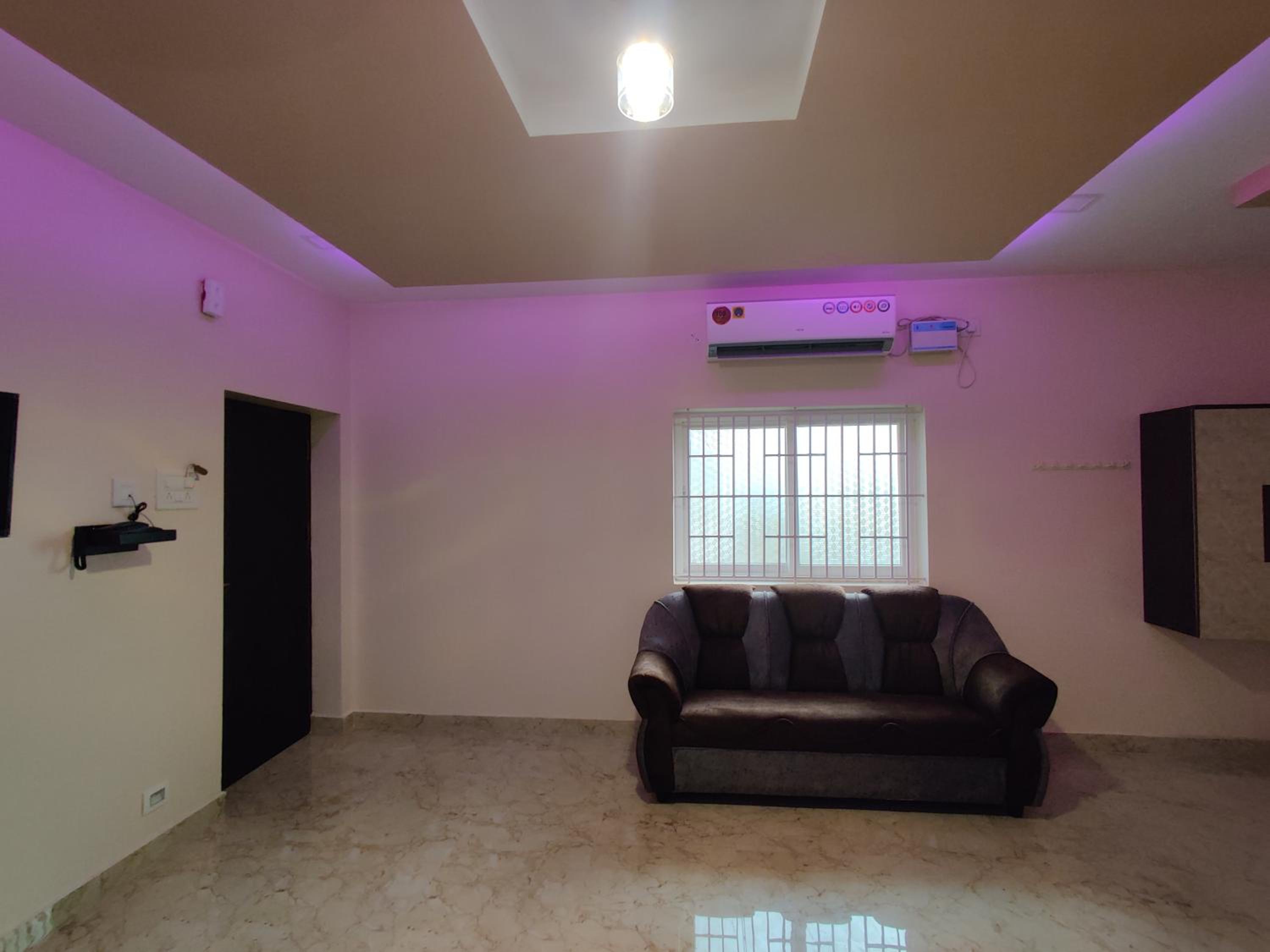 Deluxe Family Suite - Photo 4