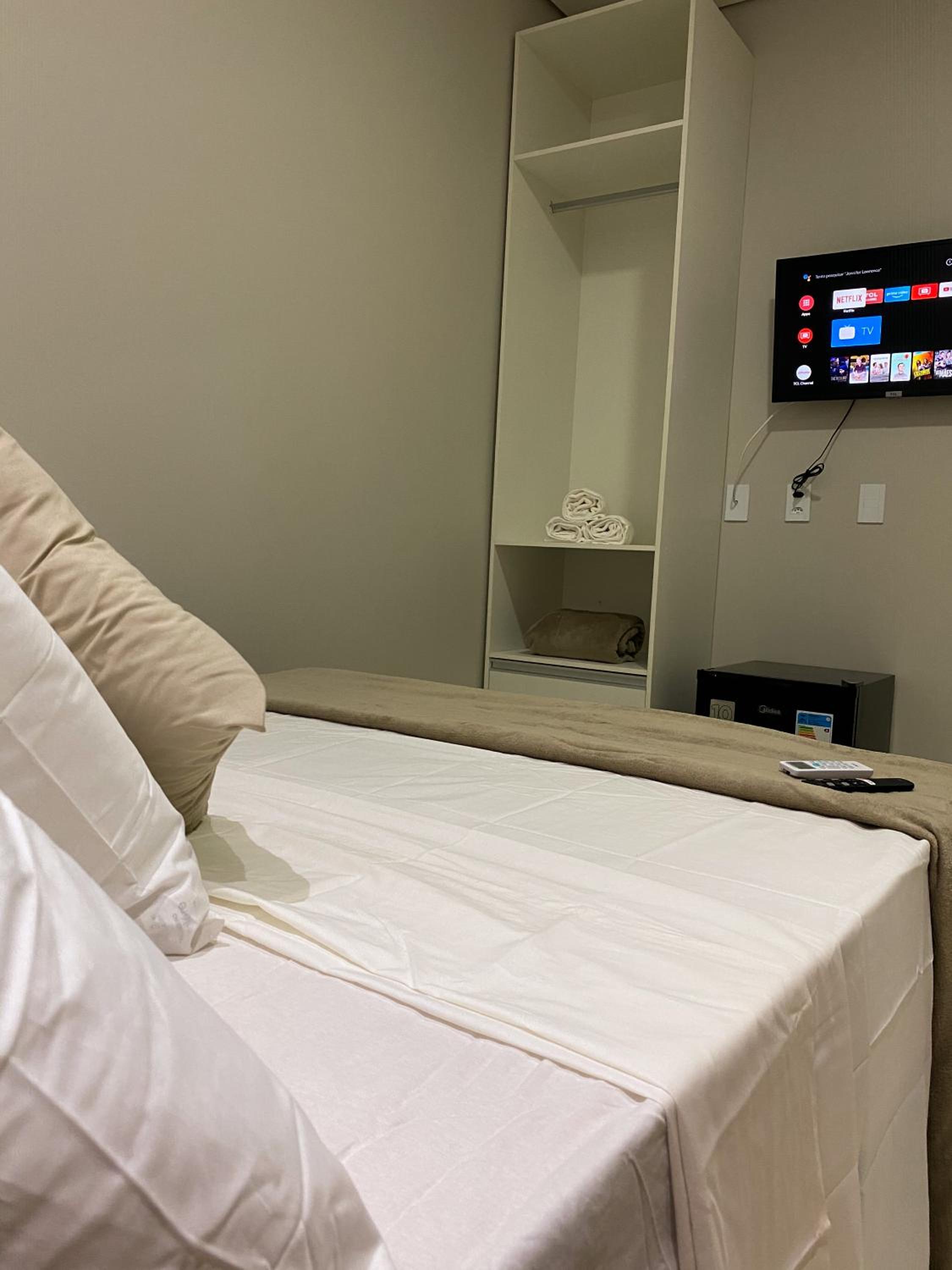 Standard Double Room - Photo 4