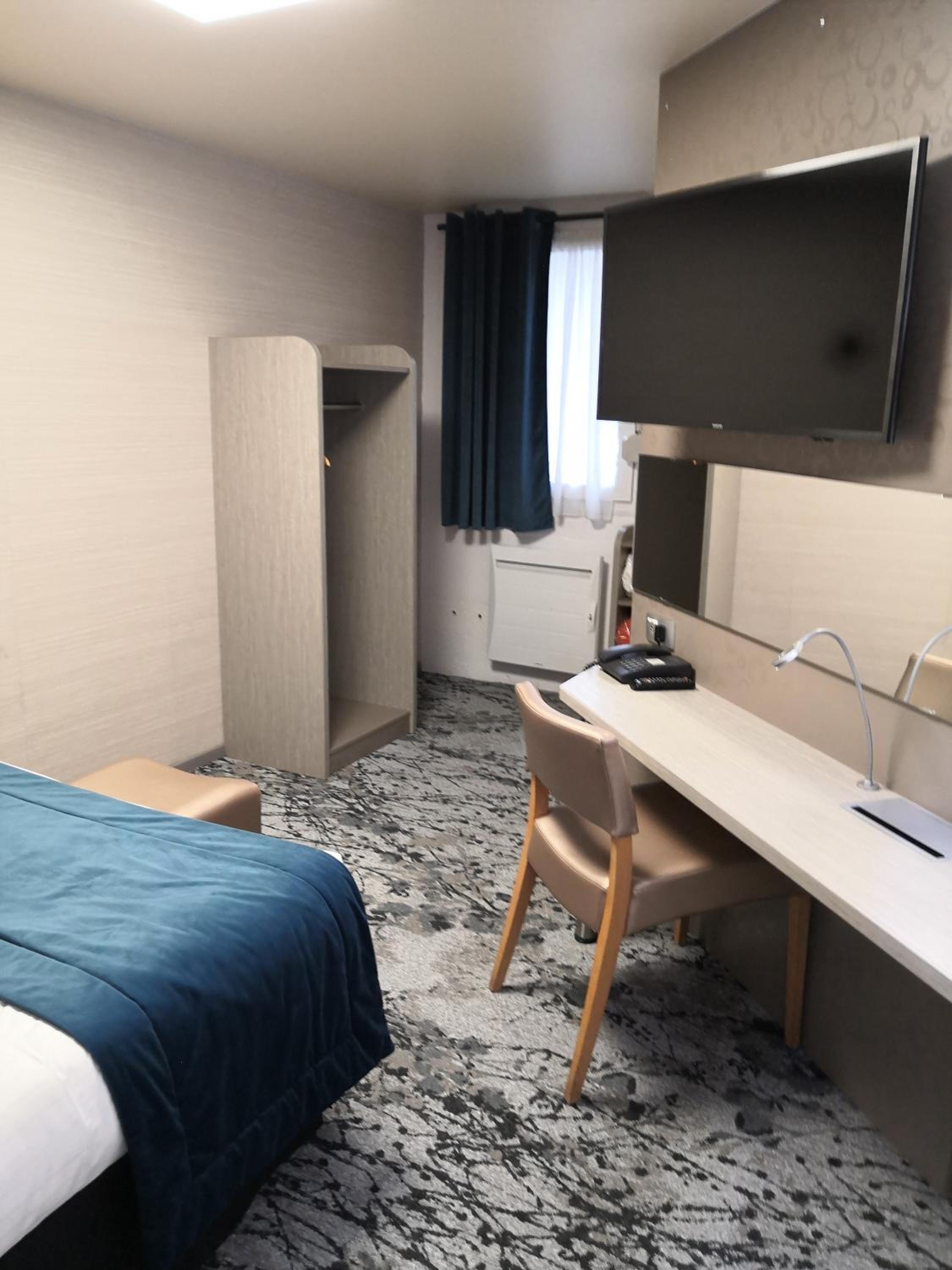 Double Room - Photo 1