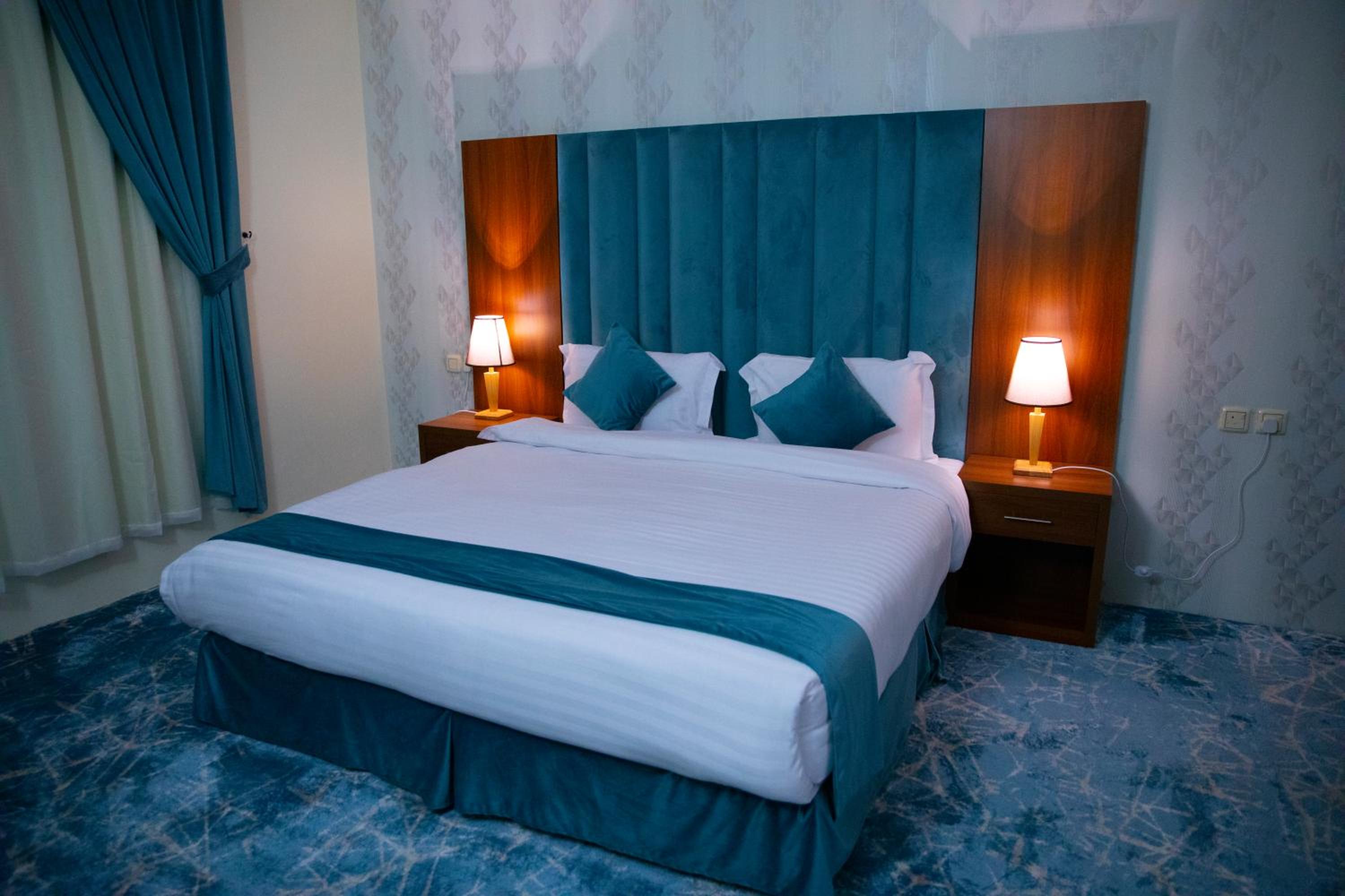 Double Room with Private External Bathroom photo 1