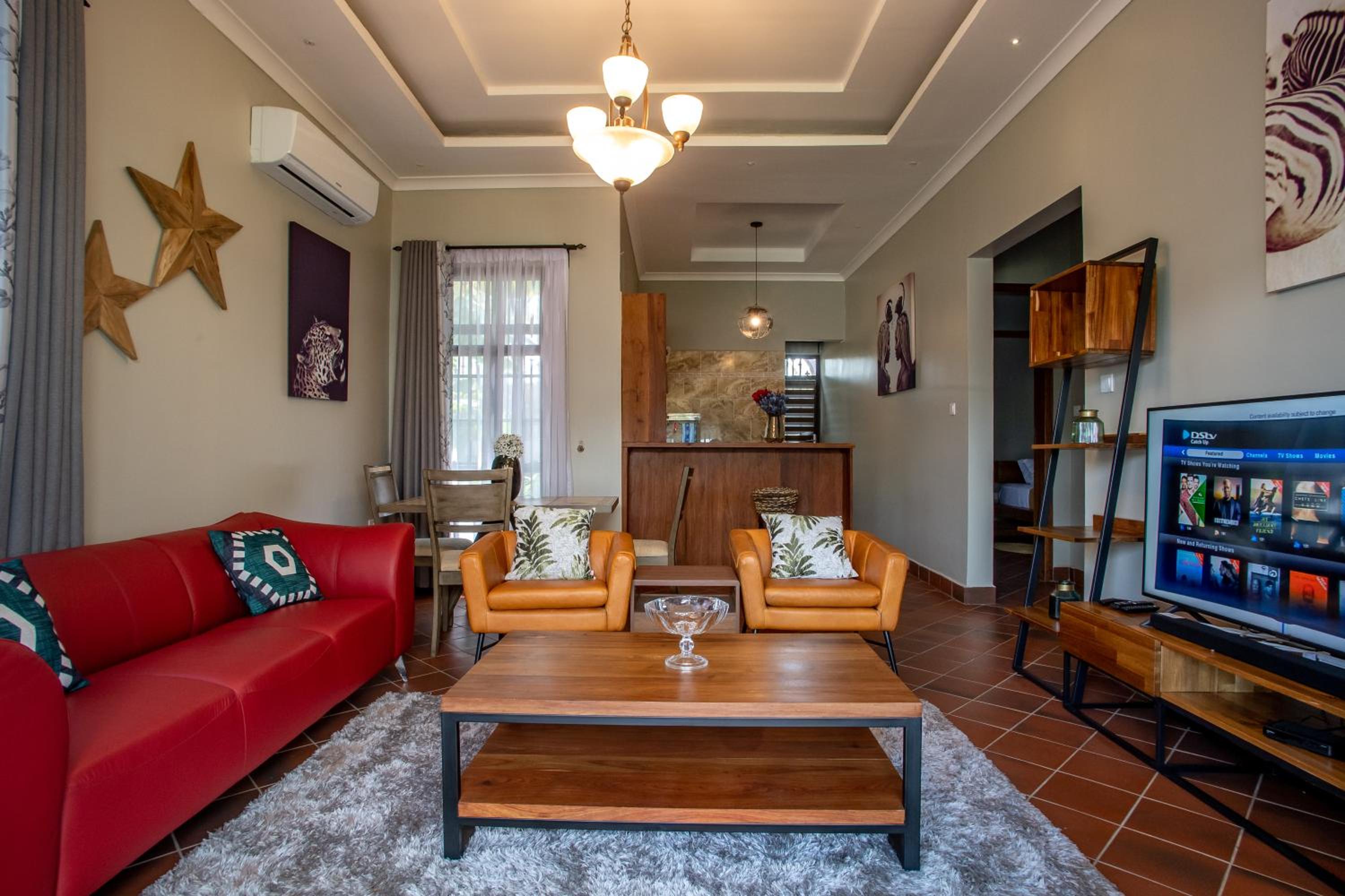 Two-Bedroom Suite - Photo 7