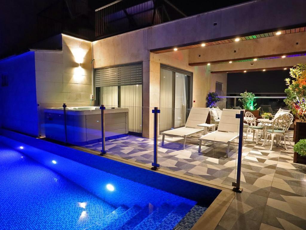 Penthouse Apartment photo 1
