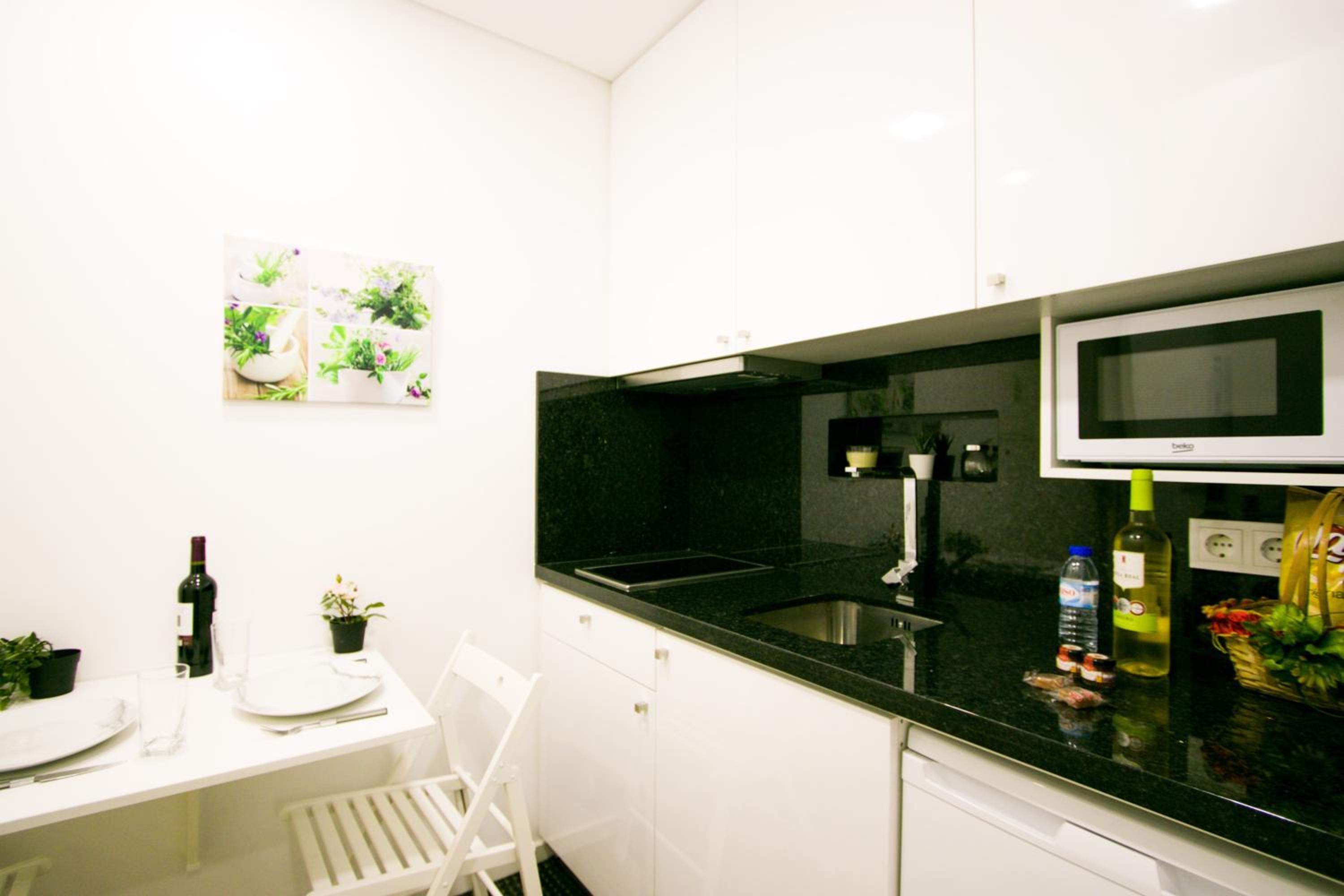 Standard Apartment - Photo 14