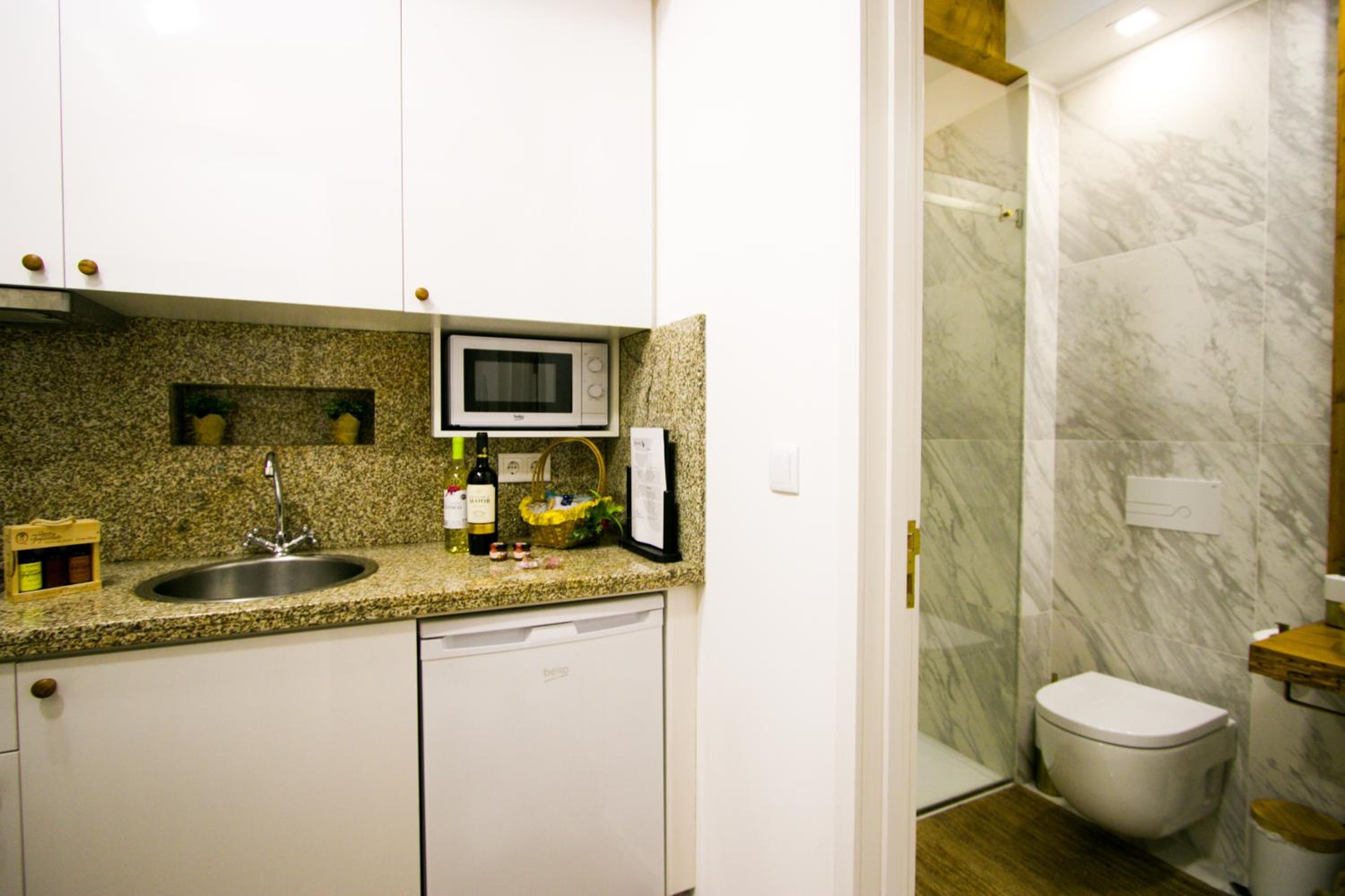 Superior Apartment - Photo 6