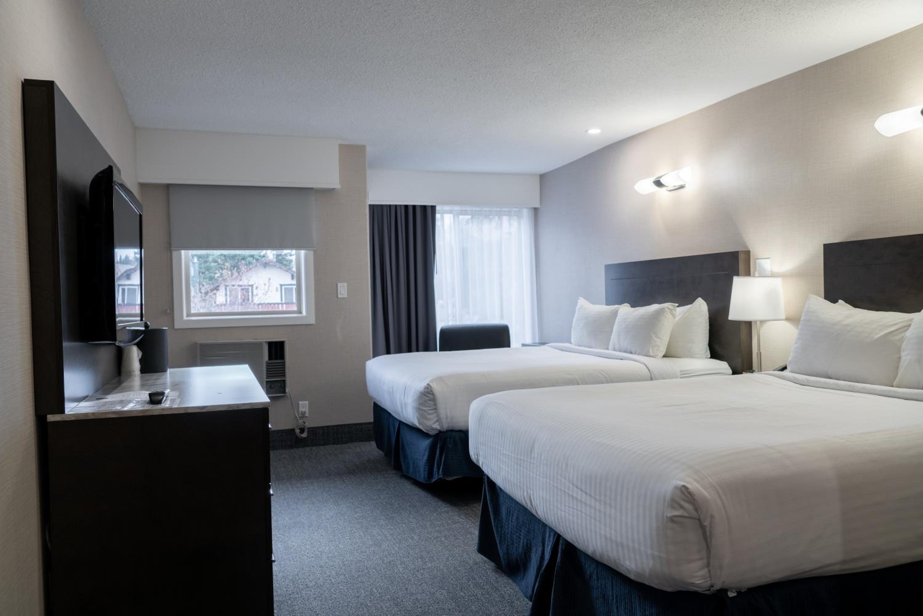 Standard Two Queen Room