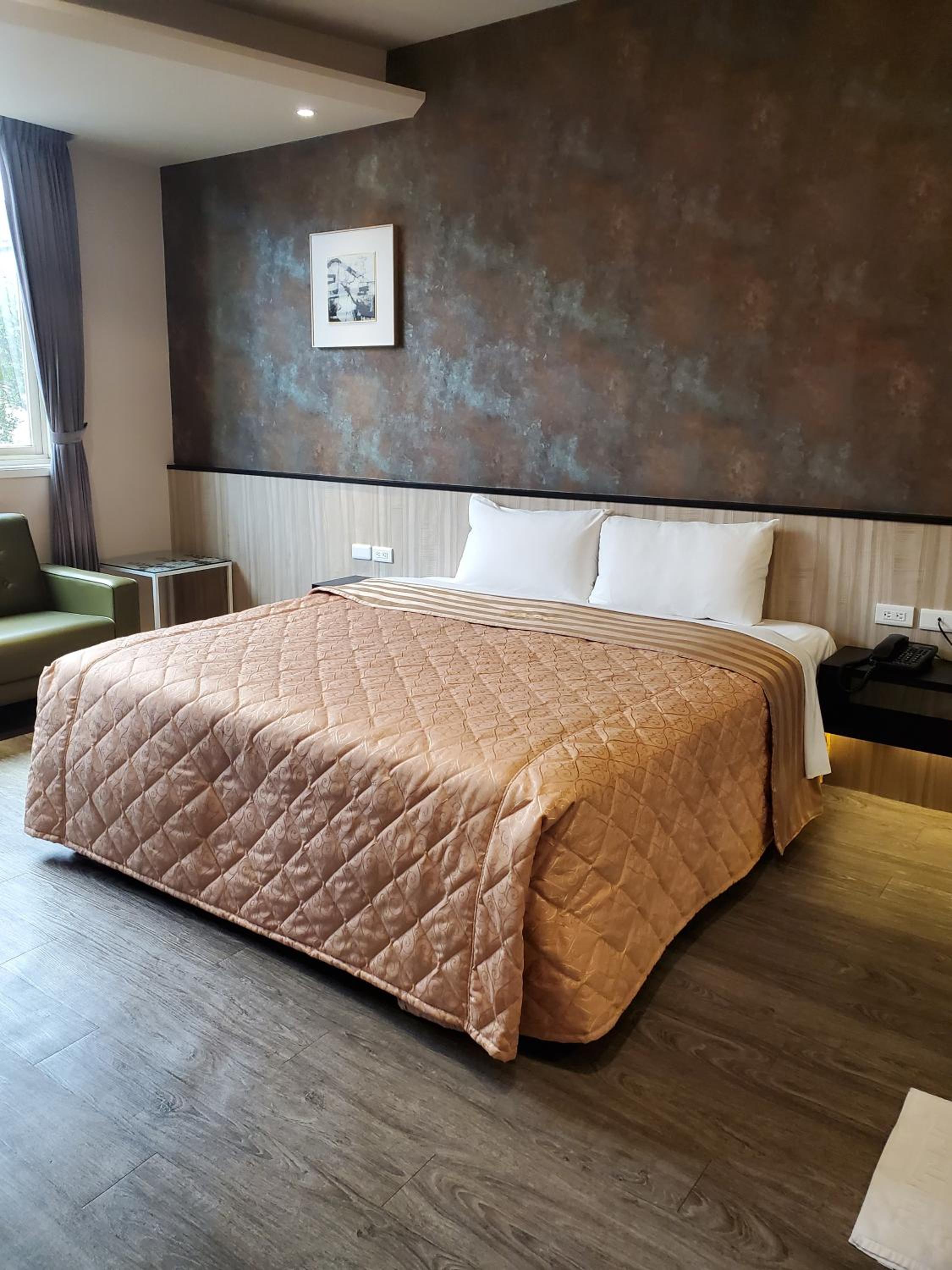 Deluxe Double Room with Bath photo 1
