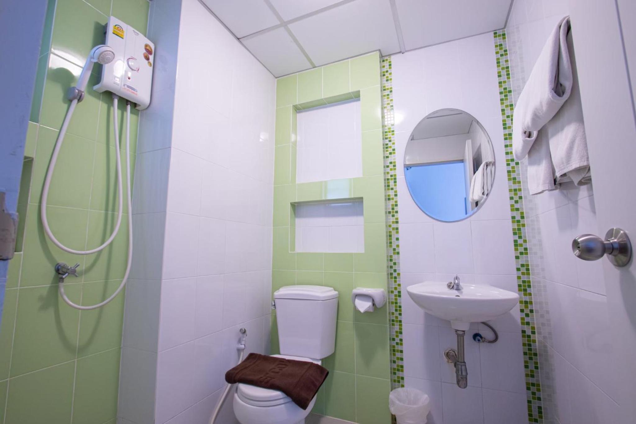 Standard Double Room - Photo 4