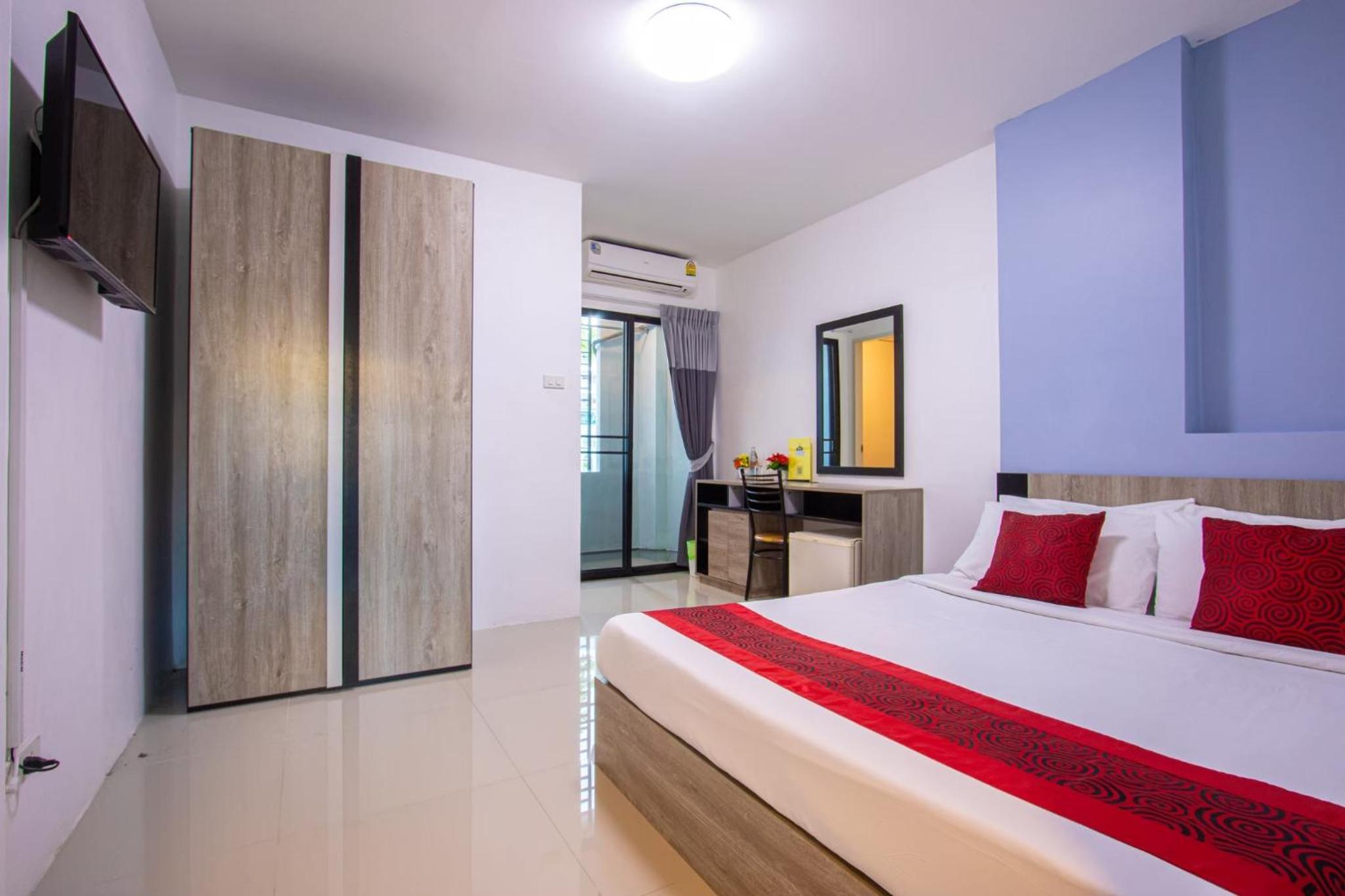 Standard Double Room - Photo 7