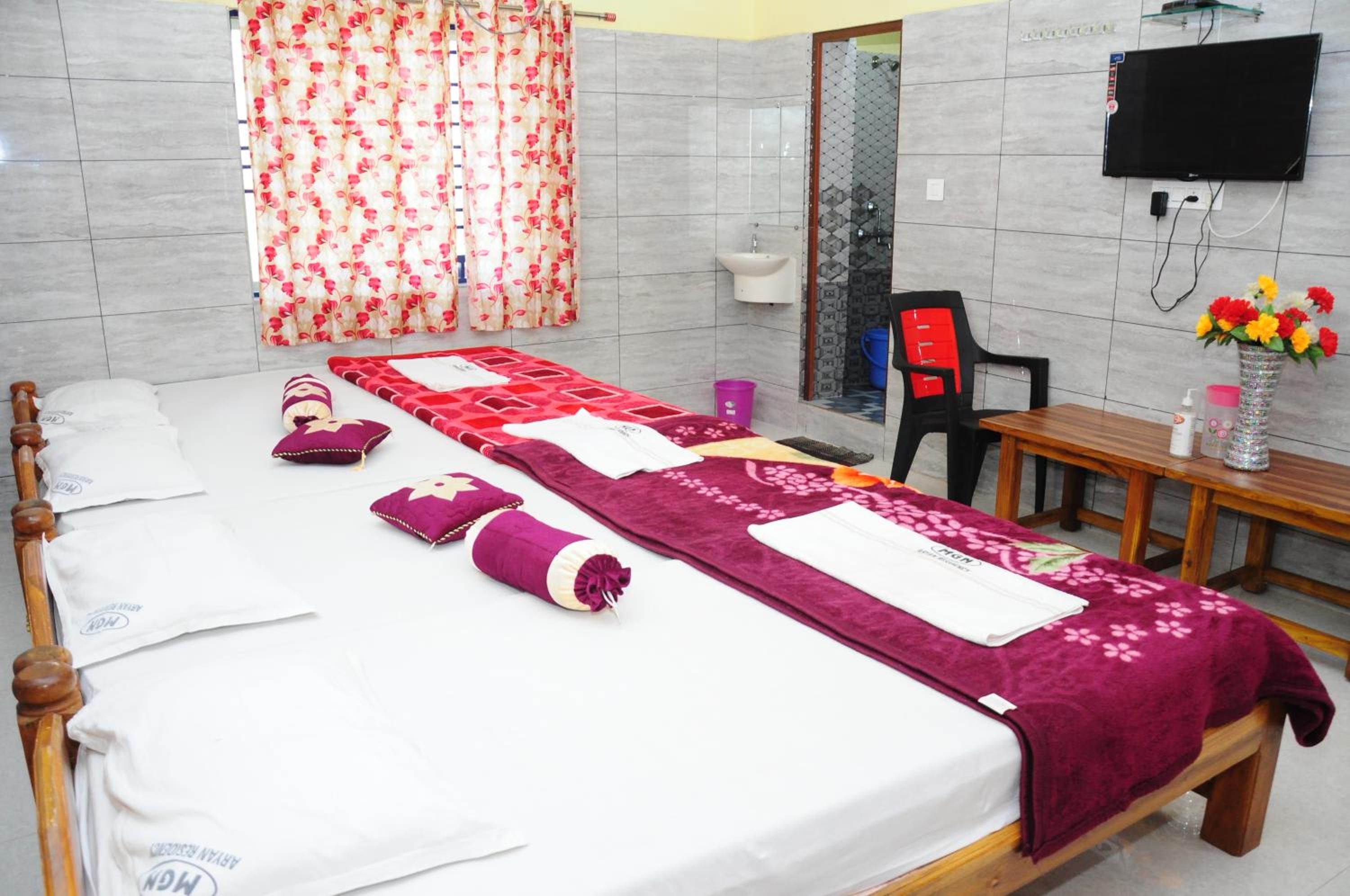 Deluxe Family Room - Photo 10