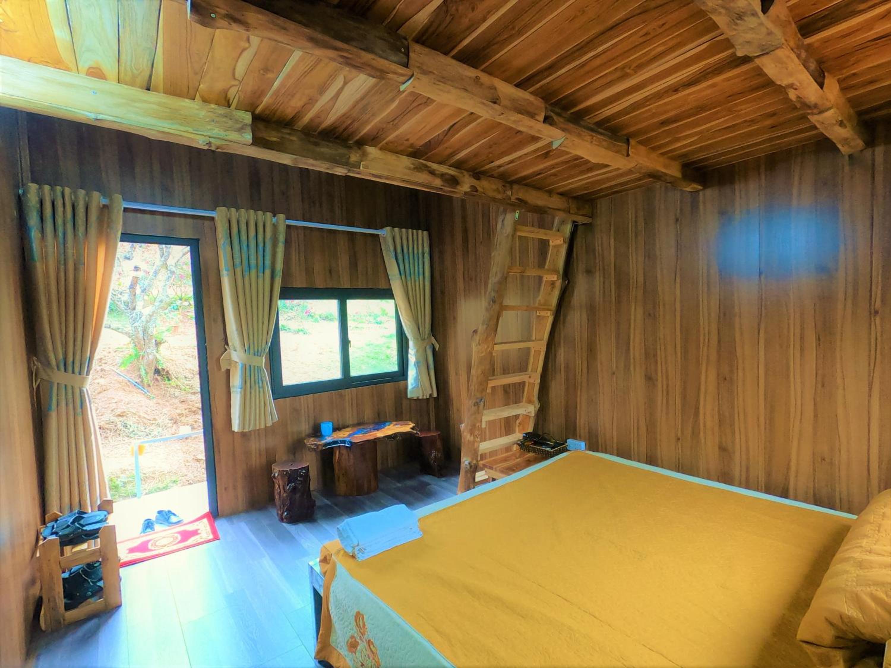 Family Room photo 2