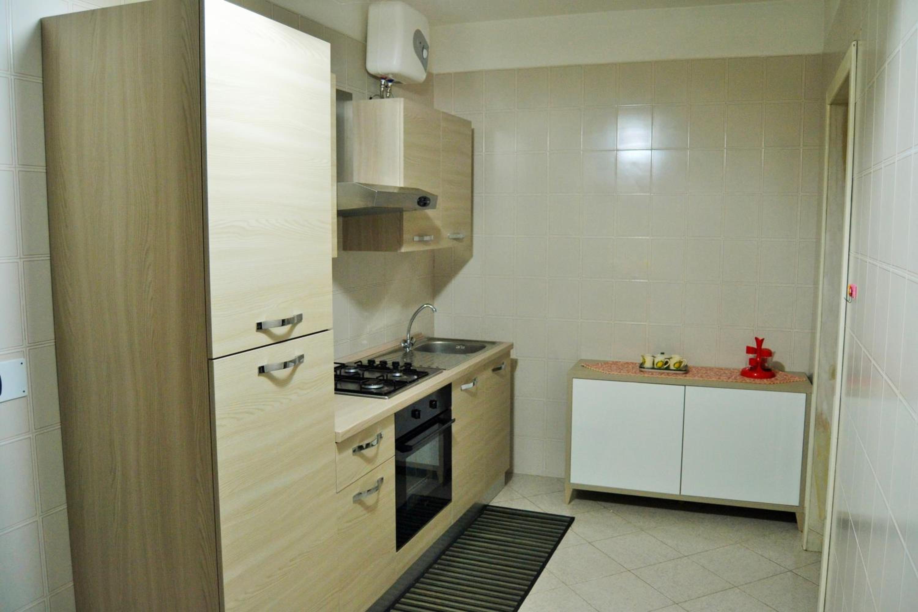 Apartment photo 2