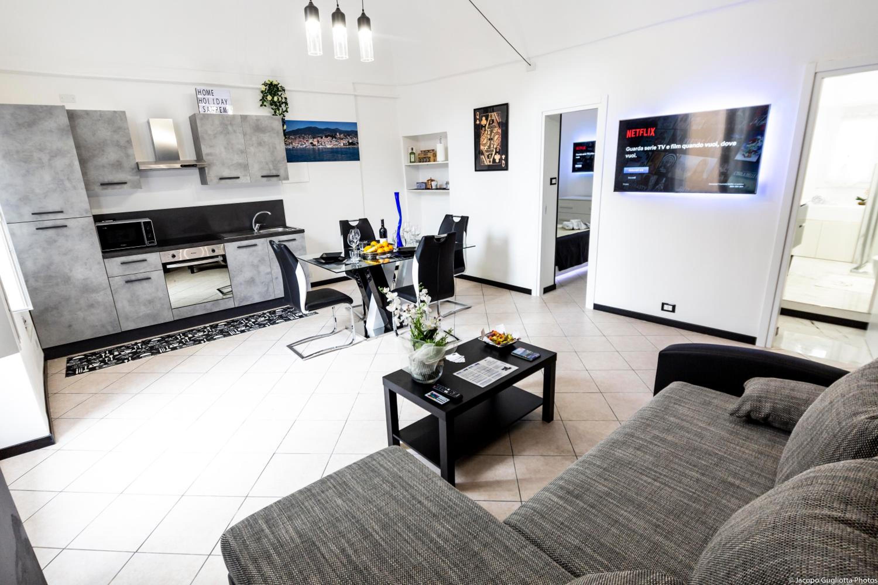 One-Bedroom Apartment