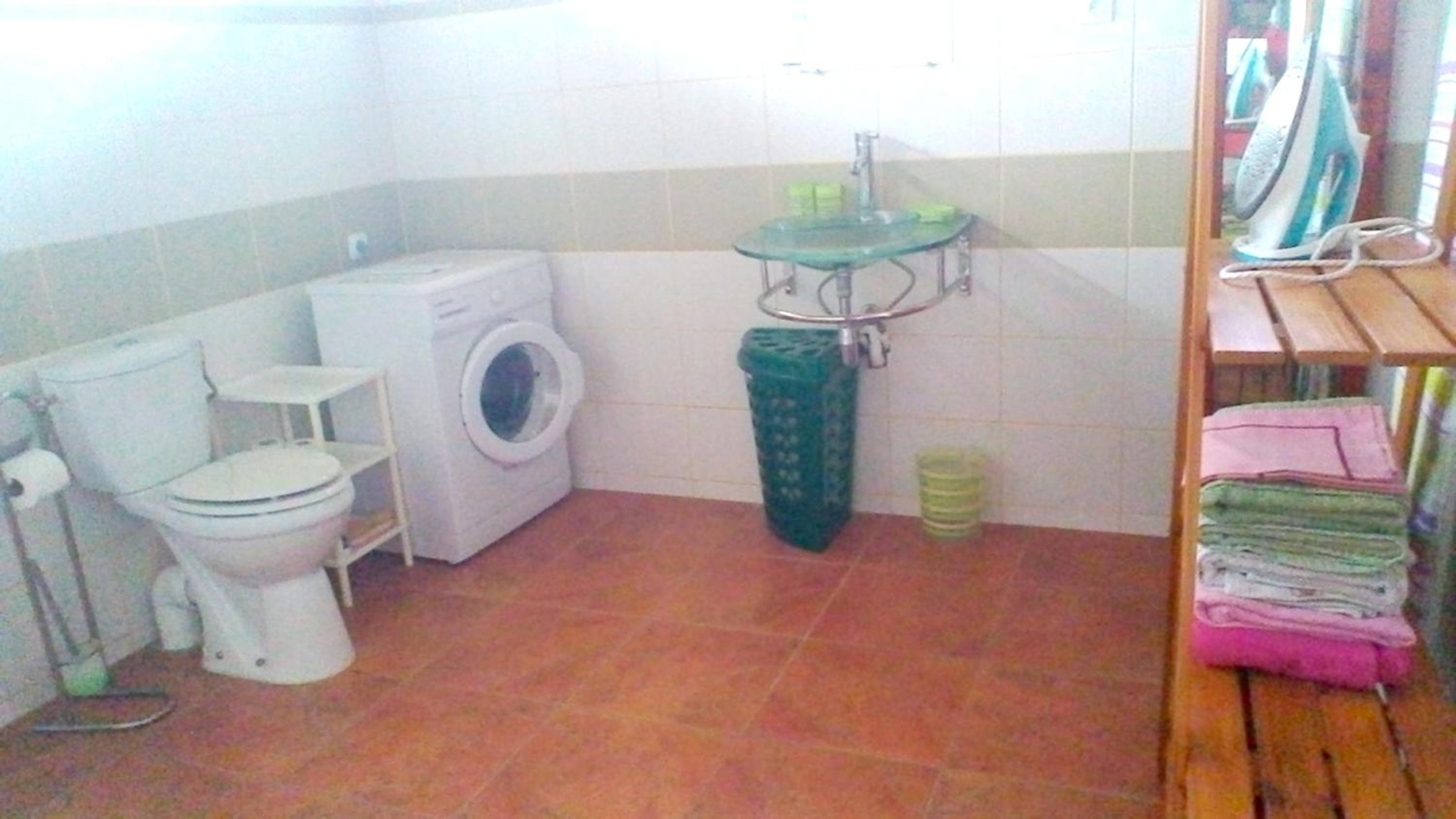 Three-Bedroom Holiday Home  photo 2