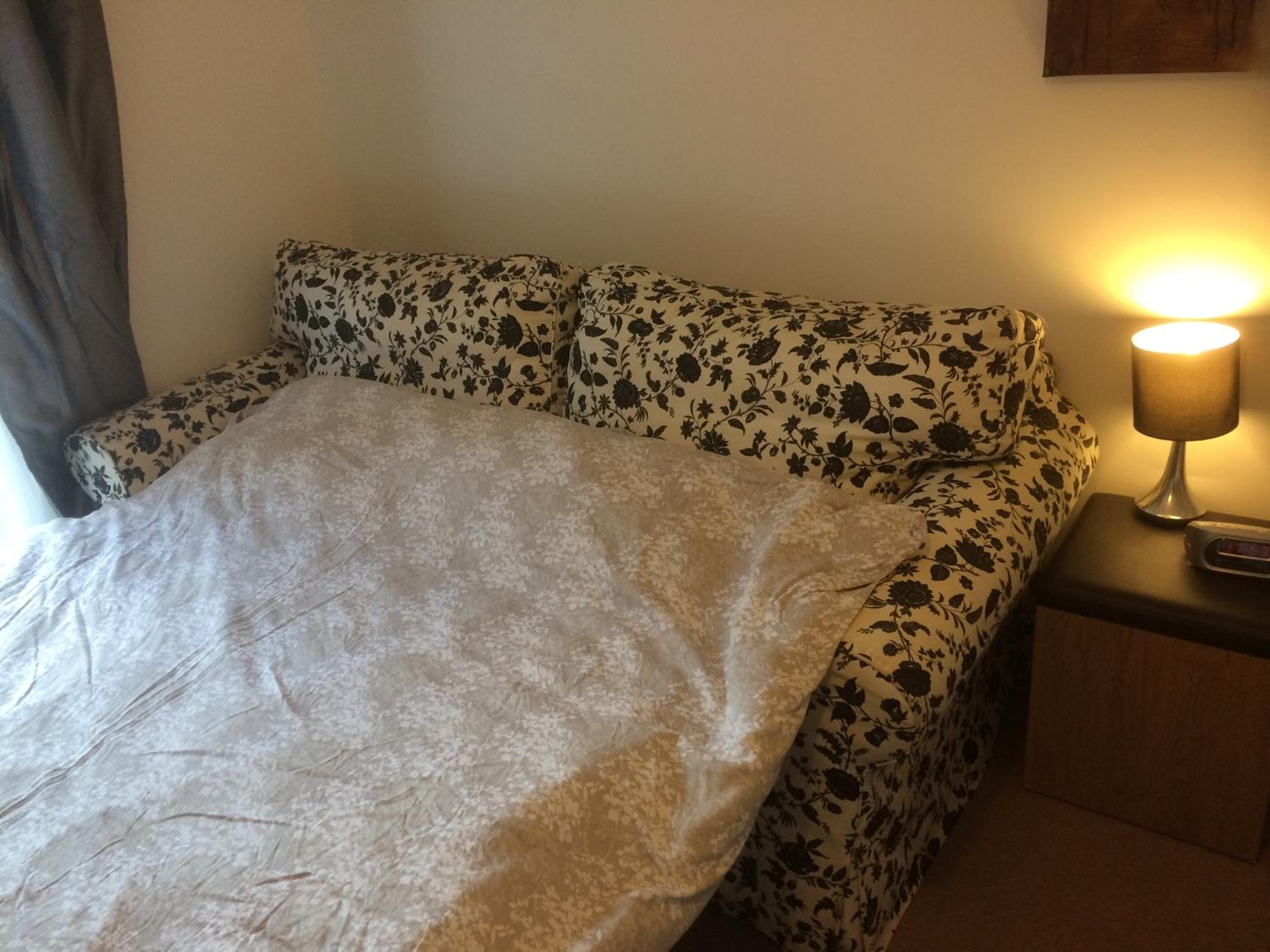 Studio With Sofa Bed