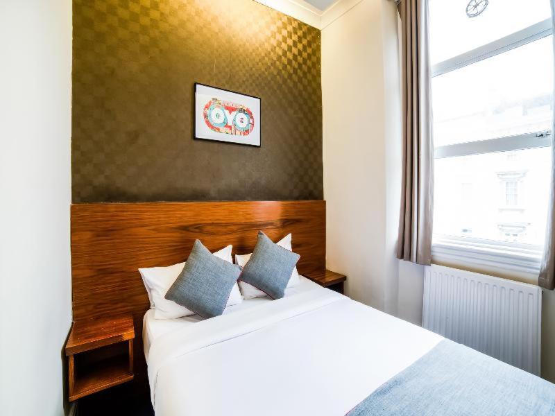 Small Double Room photo 1