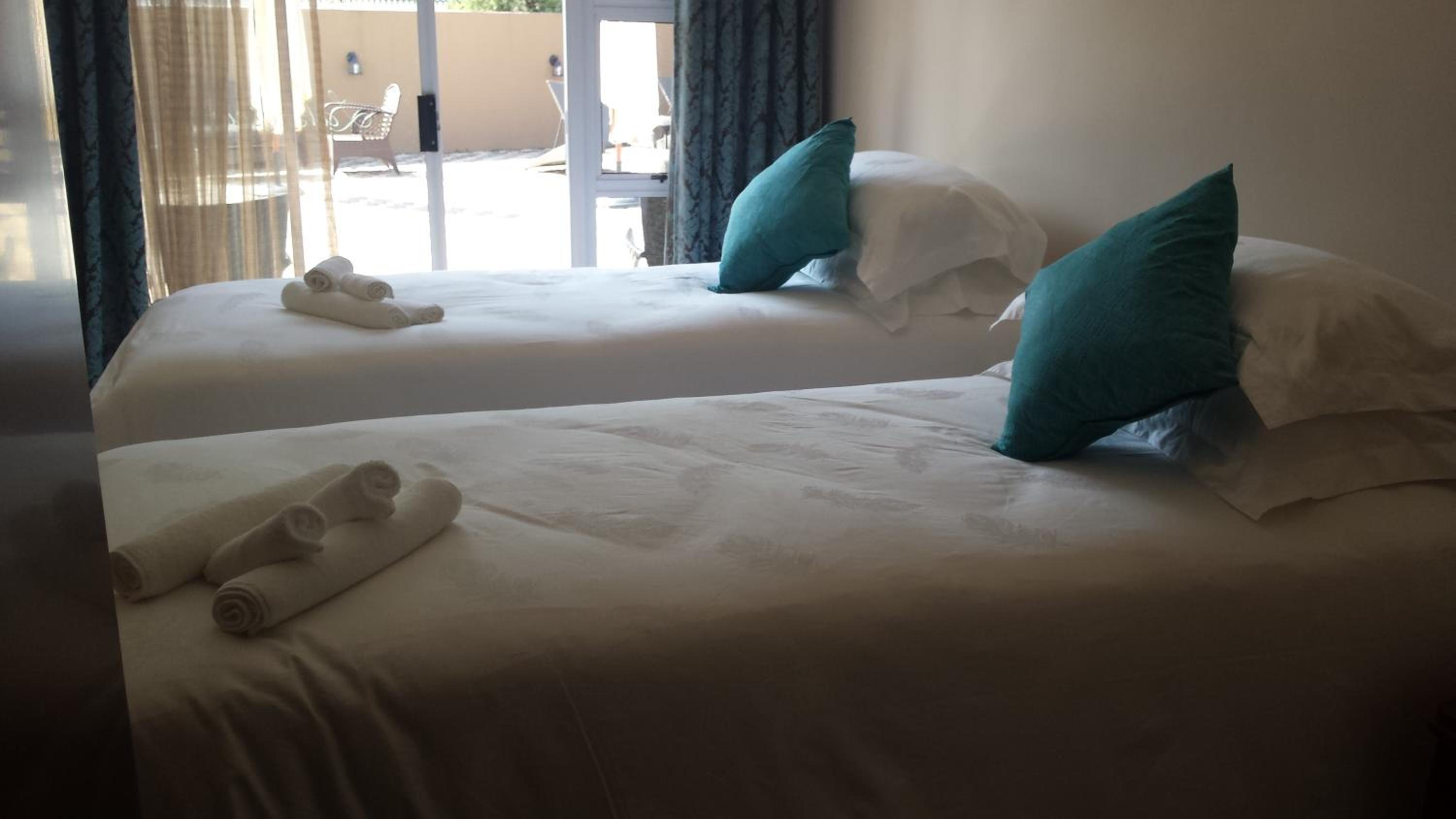 Luxury Twin Room photo 2