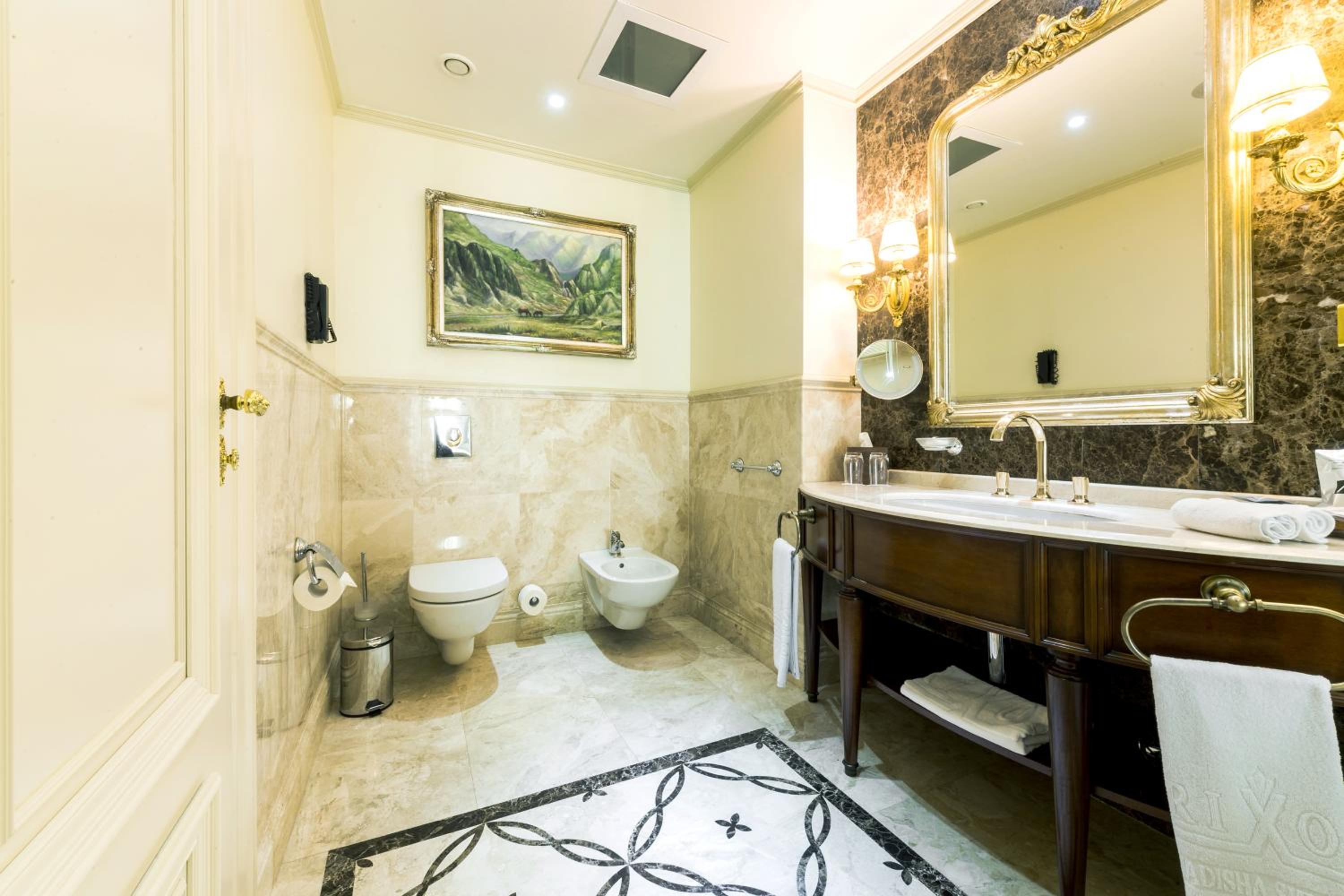 Superior Twin Room photo 2