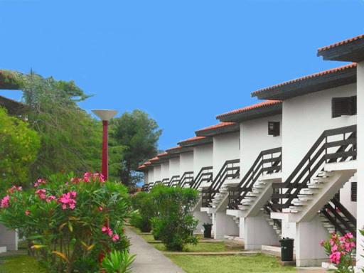 Double or Twin Room with Balcony - Photo 2