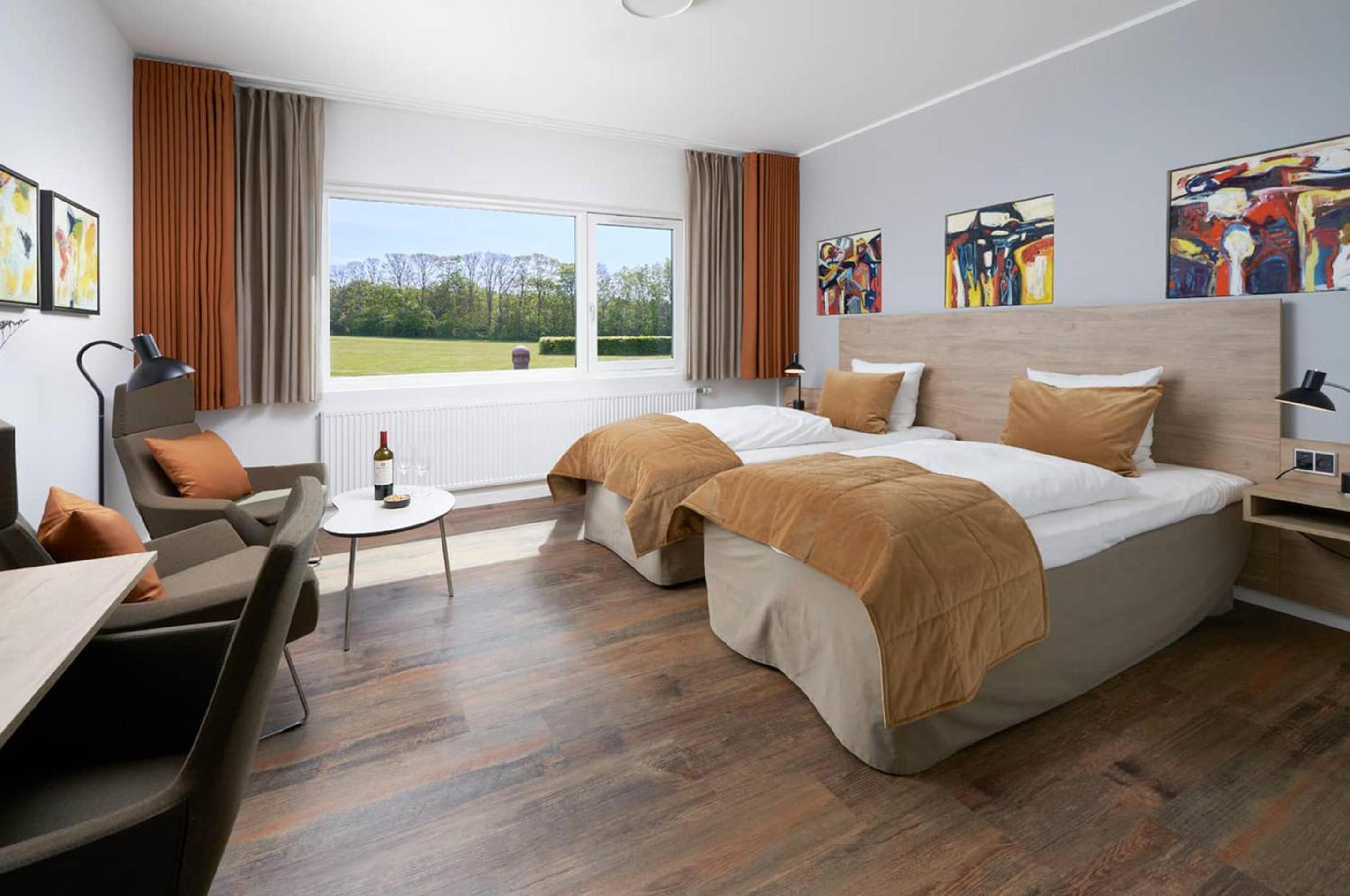 Superior Twin Room - Non-Smoking