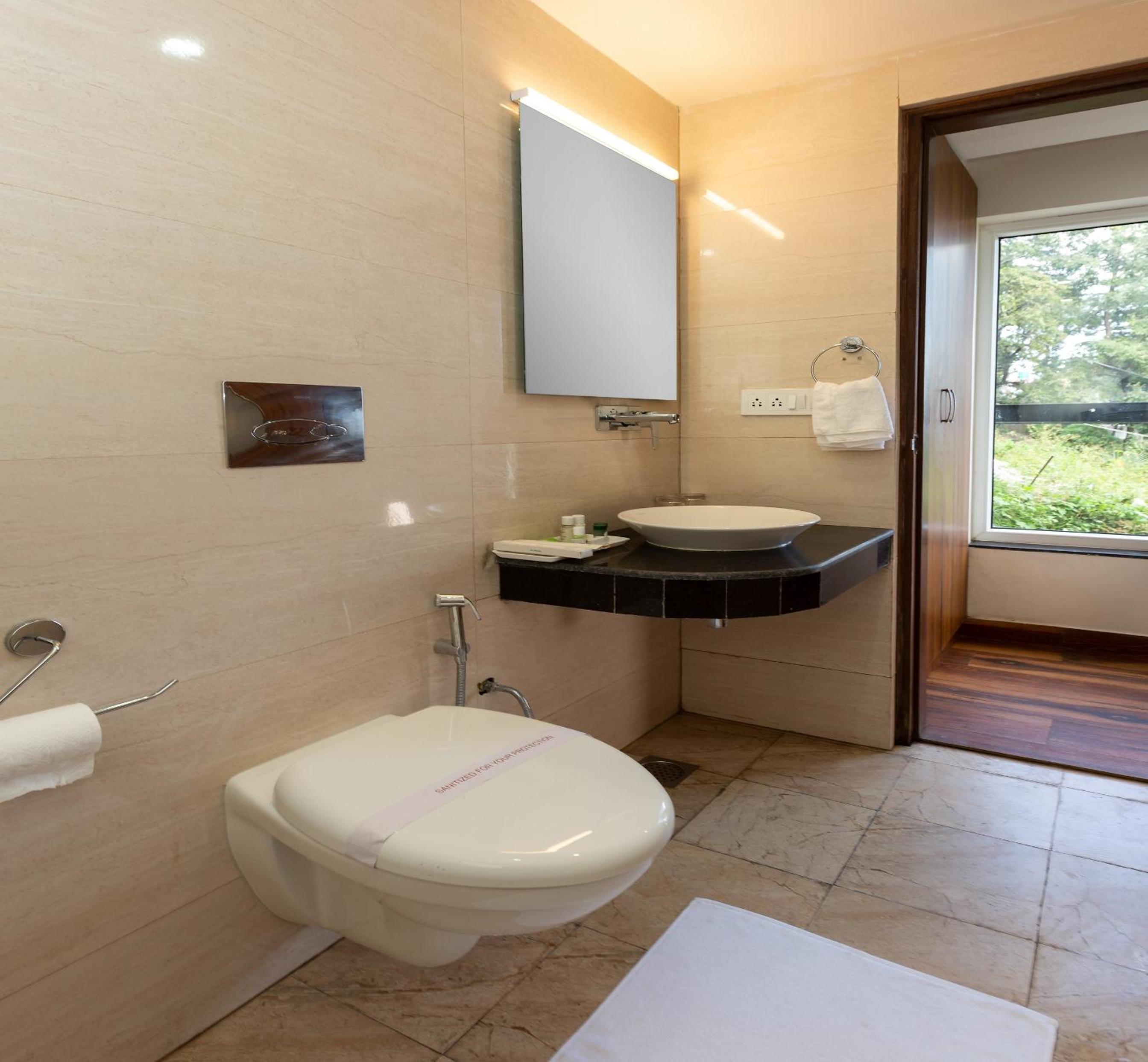 Deluxe Premium Room (Valley View) - Photo 3