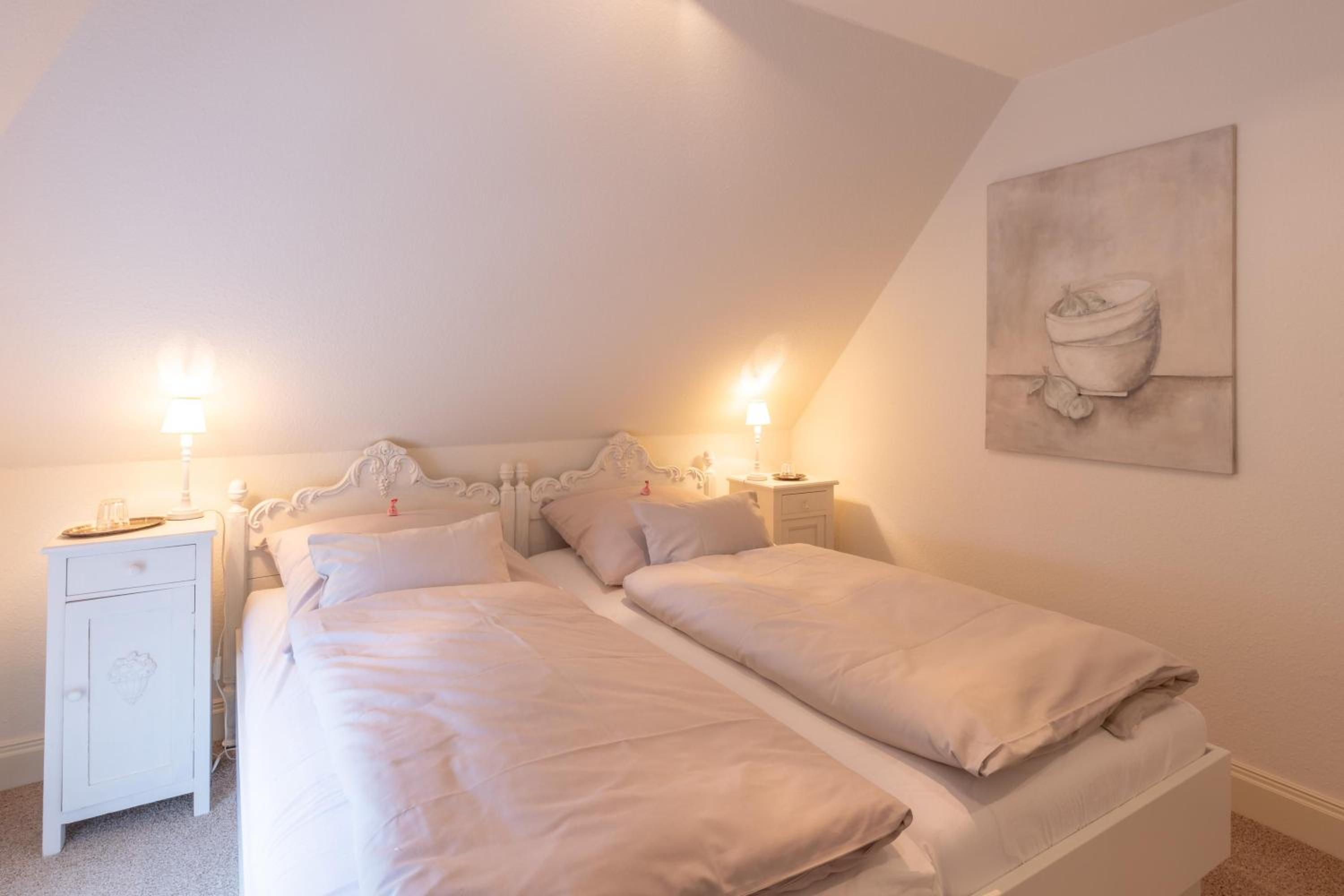 Apartment with Terrace photo 3