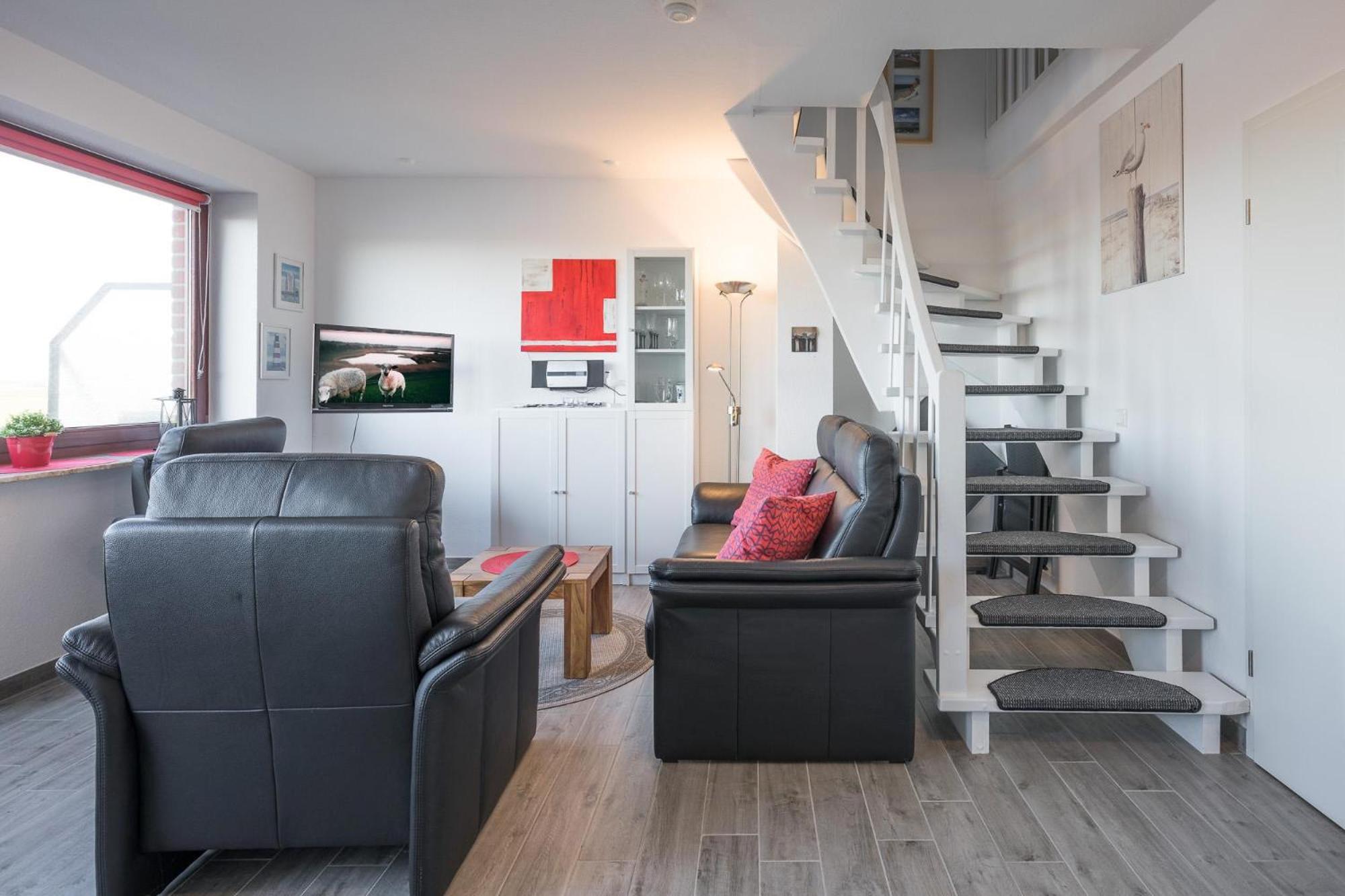 Apartment with Balcony photo 1