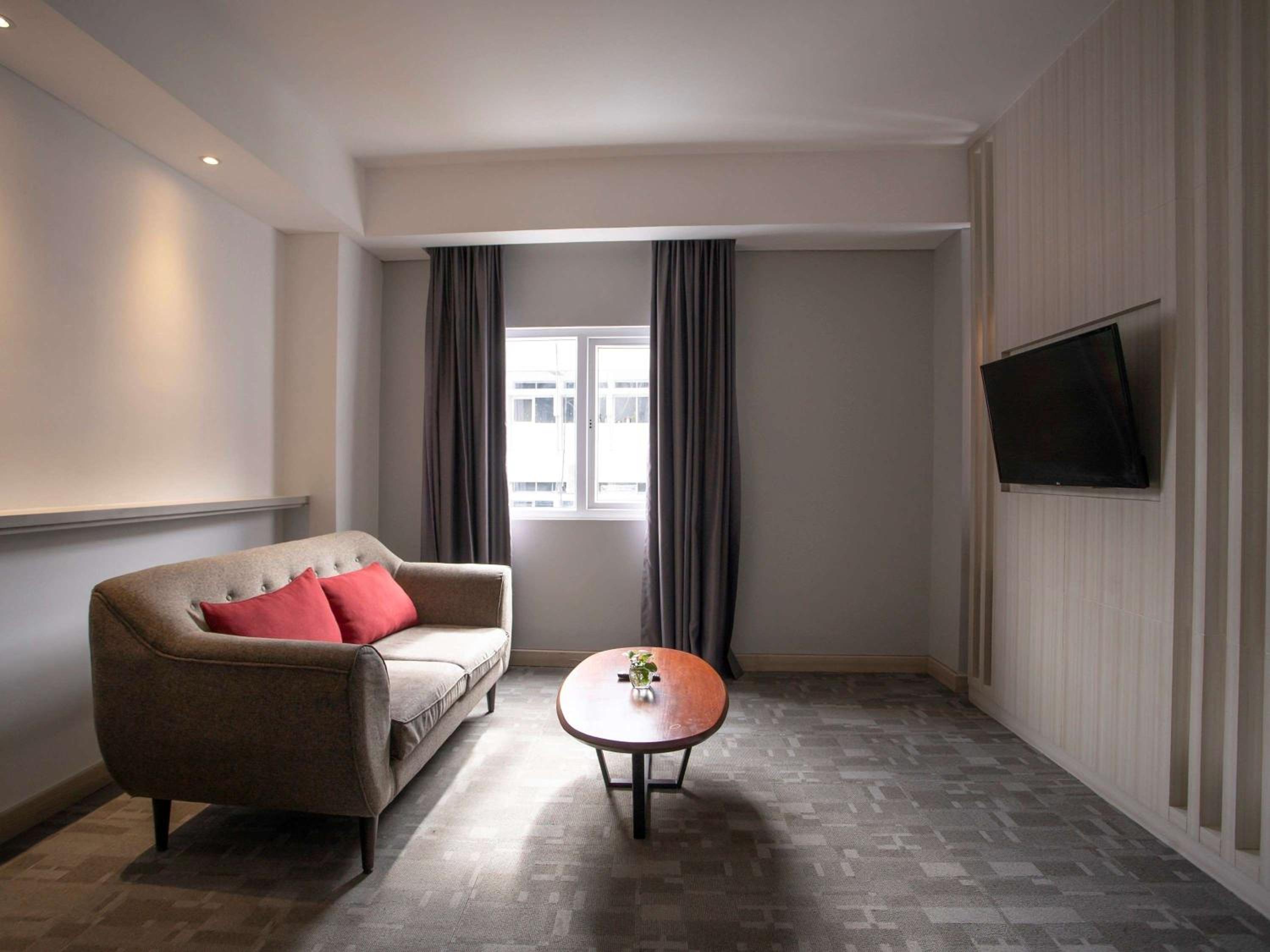 Executive Suite with One Double Bed