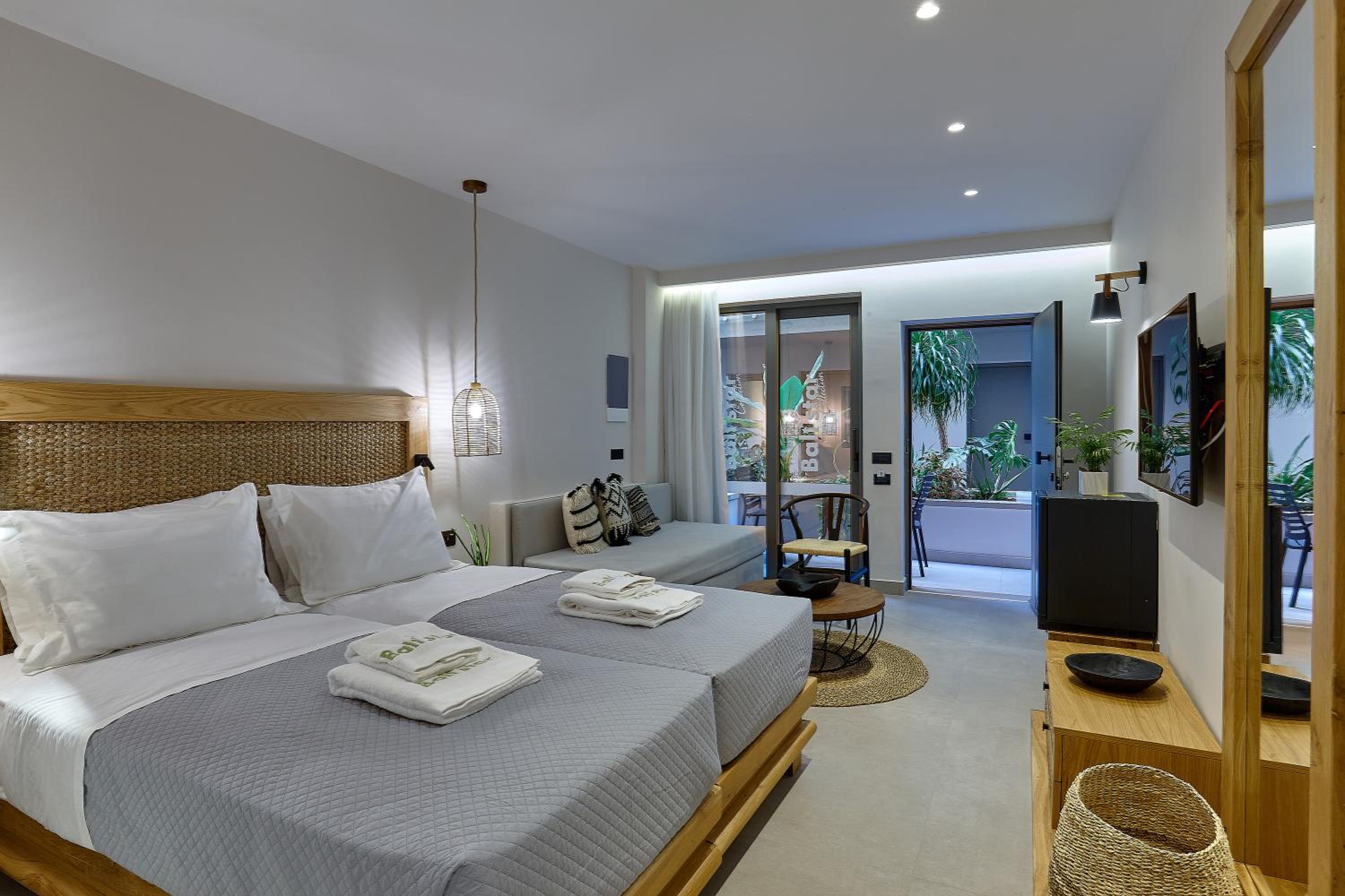 Junior Inland Suite