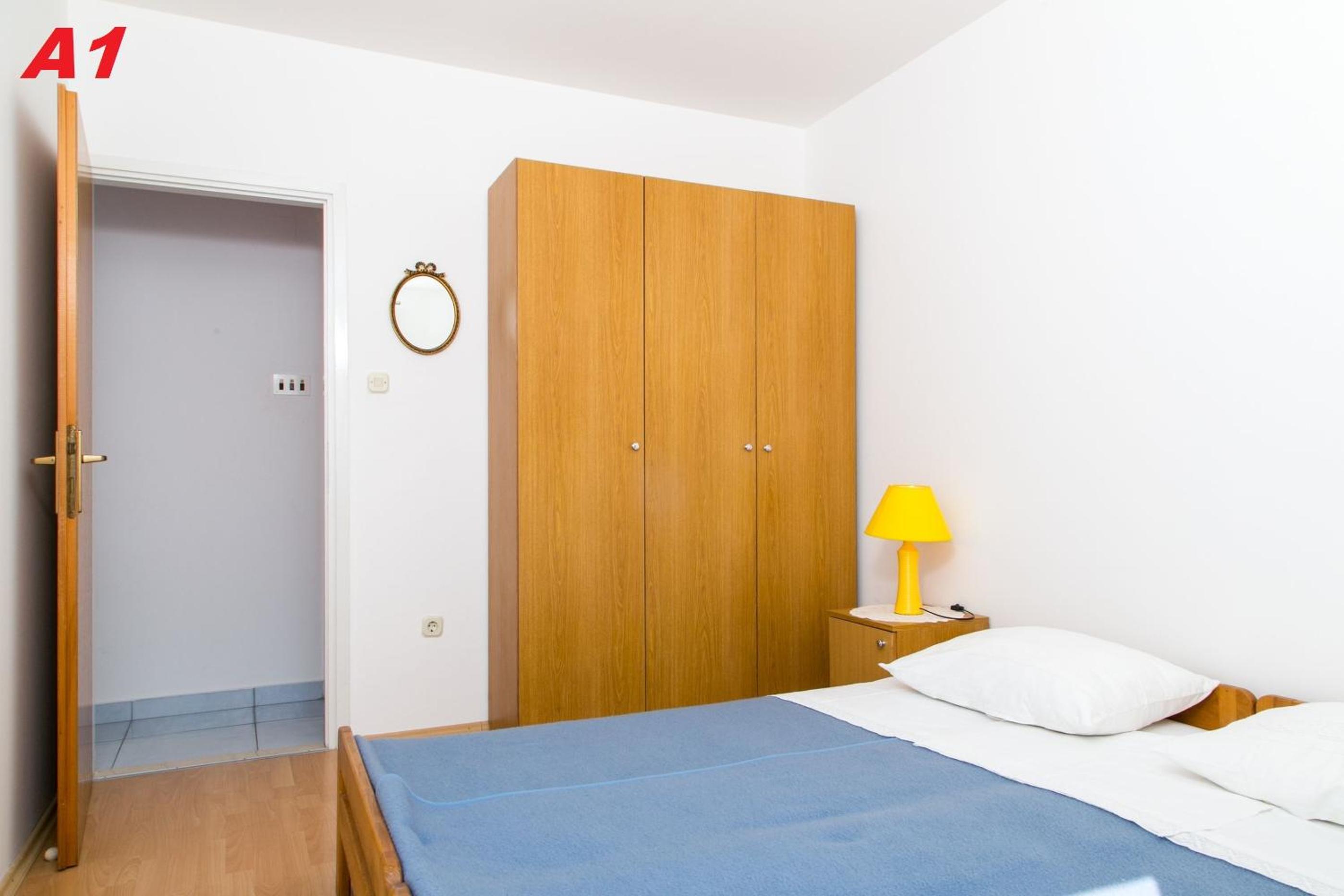 One-Bedroom Apartment with Sea View photo 3