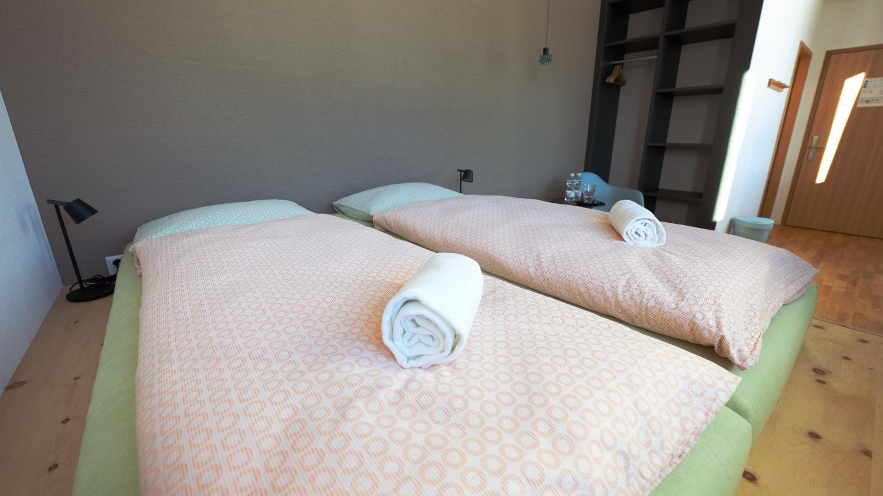 Double Room with Shower - incl. Pool access - Photo 7