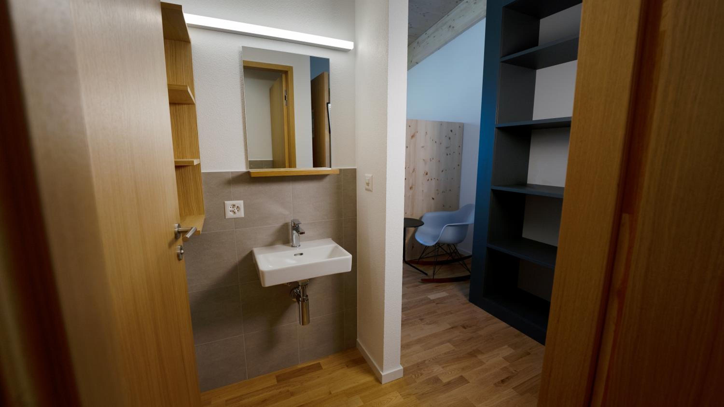 Family Room with Shower - incl. Pool Access - Photo 4