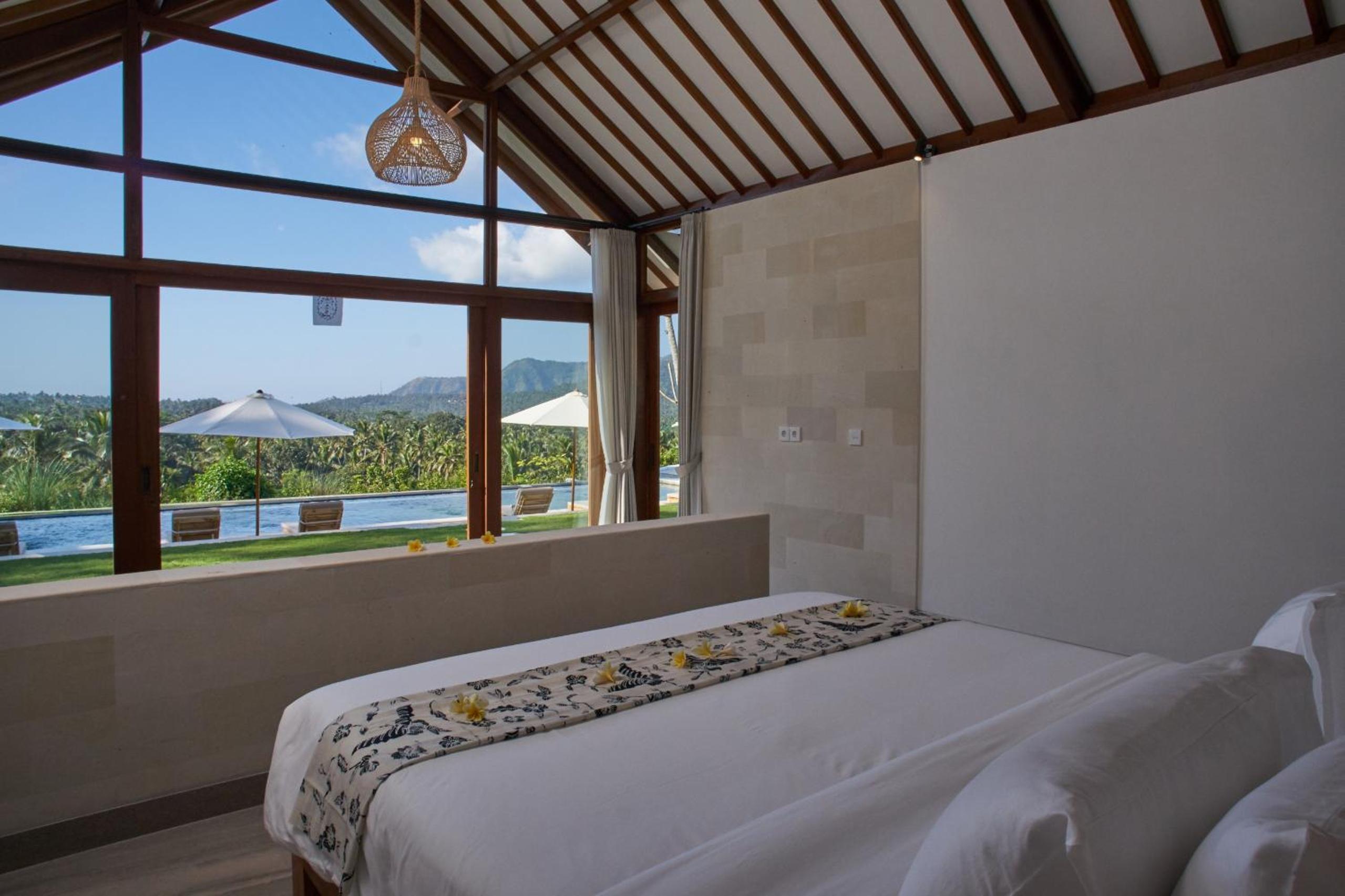 Deluxe Double or Twin Room with Mountain View - Photo 1