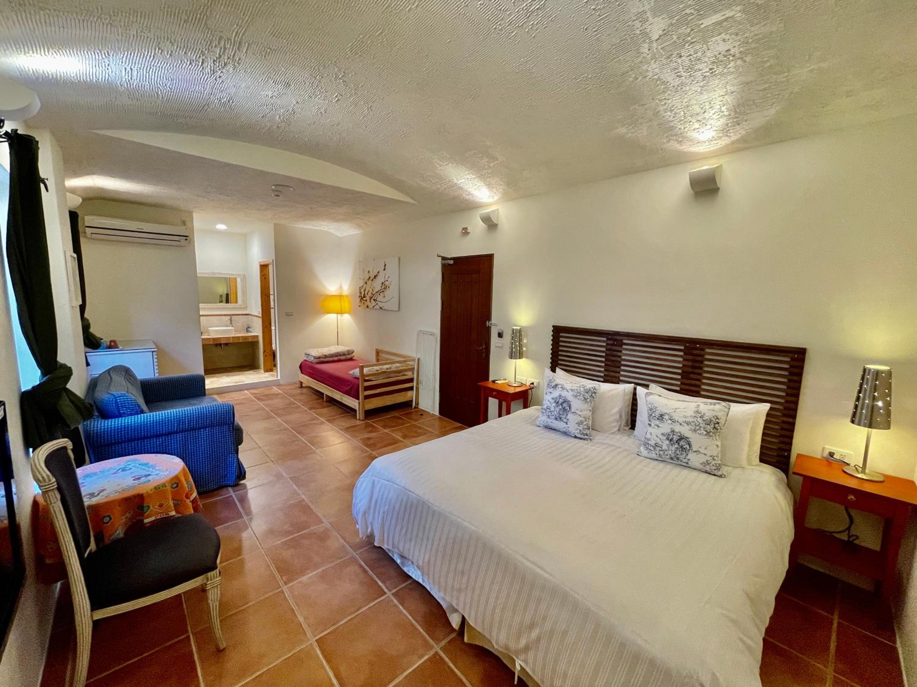 Standard Triple Room photo 1