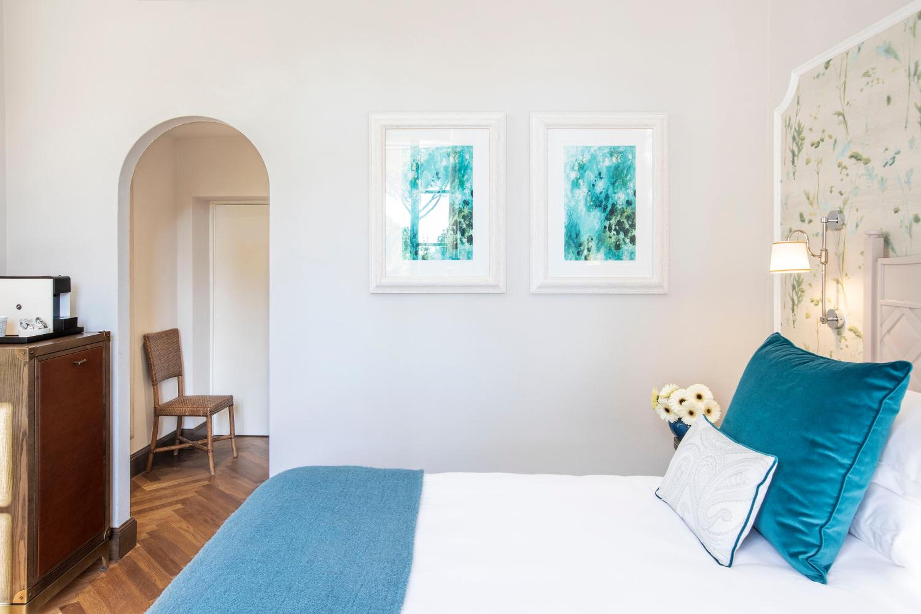 Superior Double or Twin Room - Photo 7