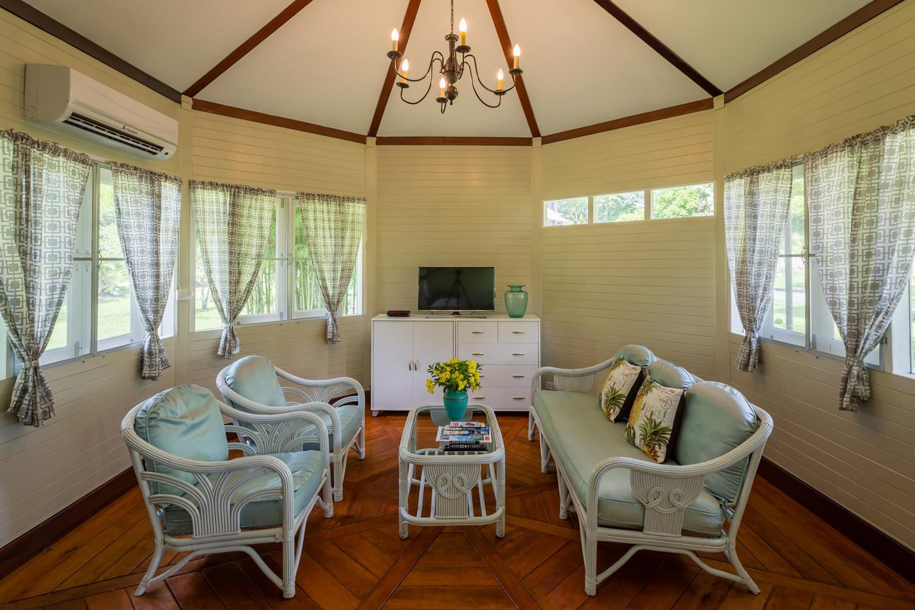1-Bedroom Cottage