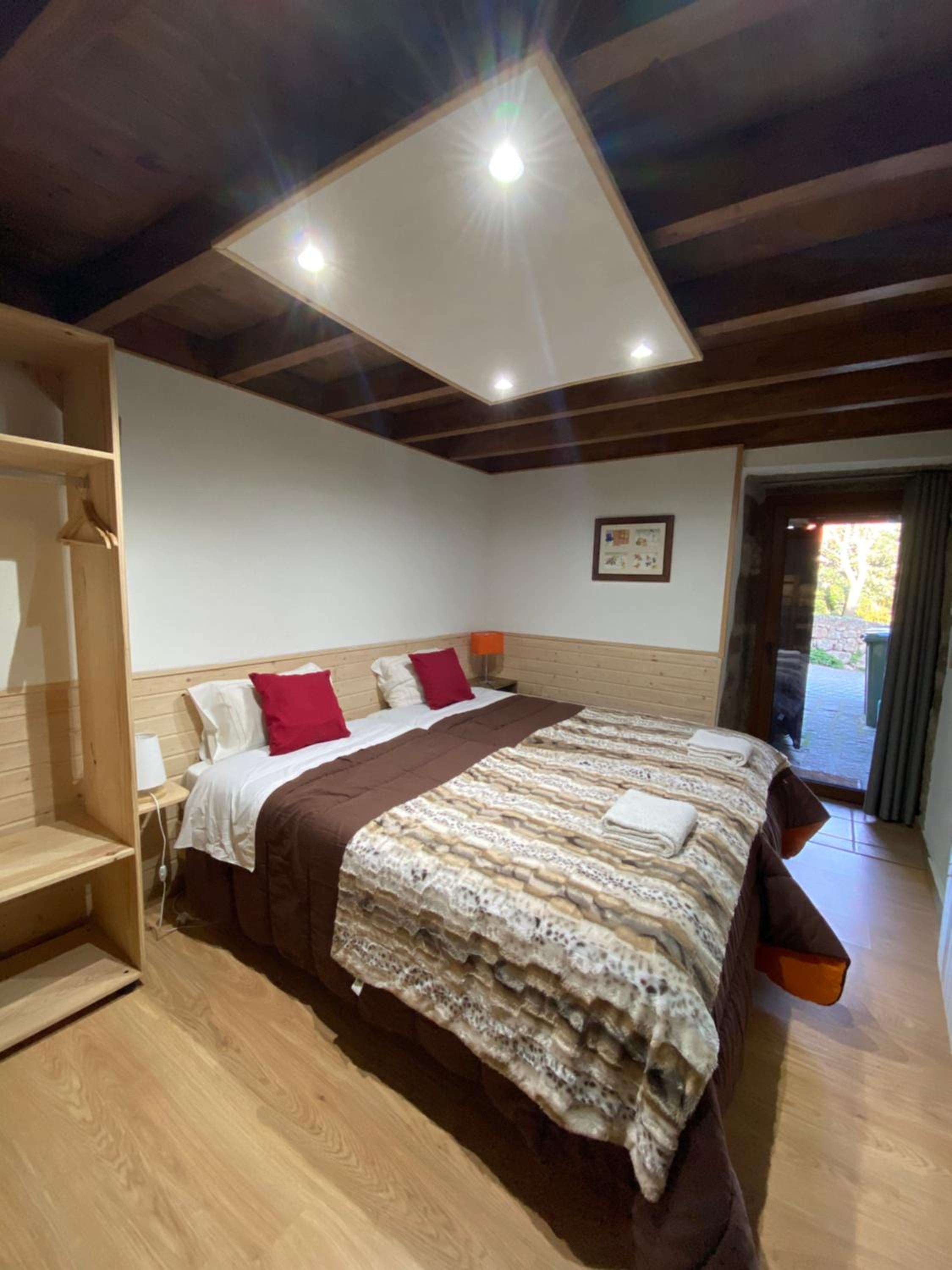 Three-Bedroom Chalet - Photo 27