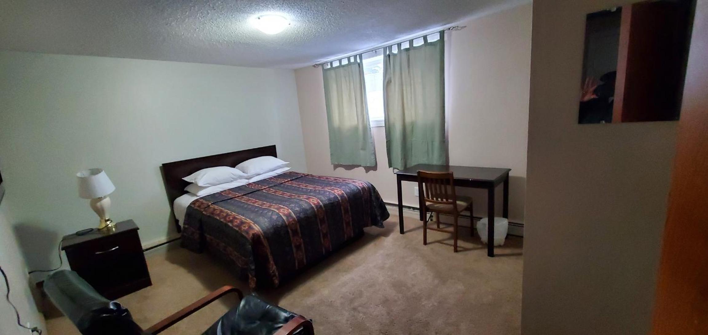 Deluxe Queen Room - Photo 3
