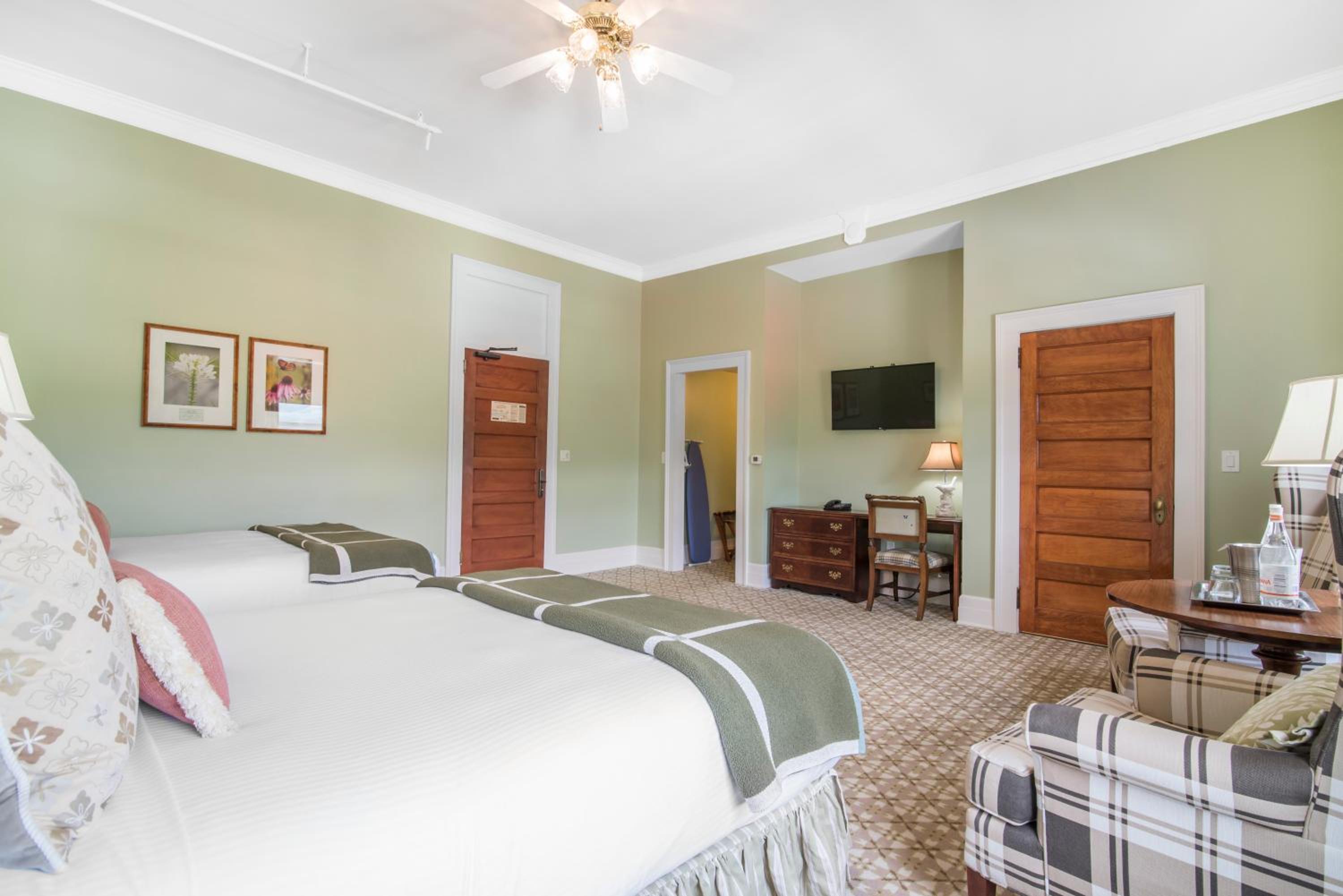 Deluxe Queen Room with Two Queen Beds - Photo 1