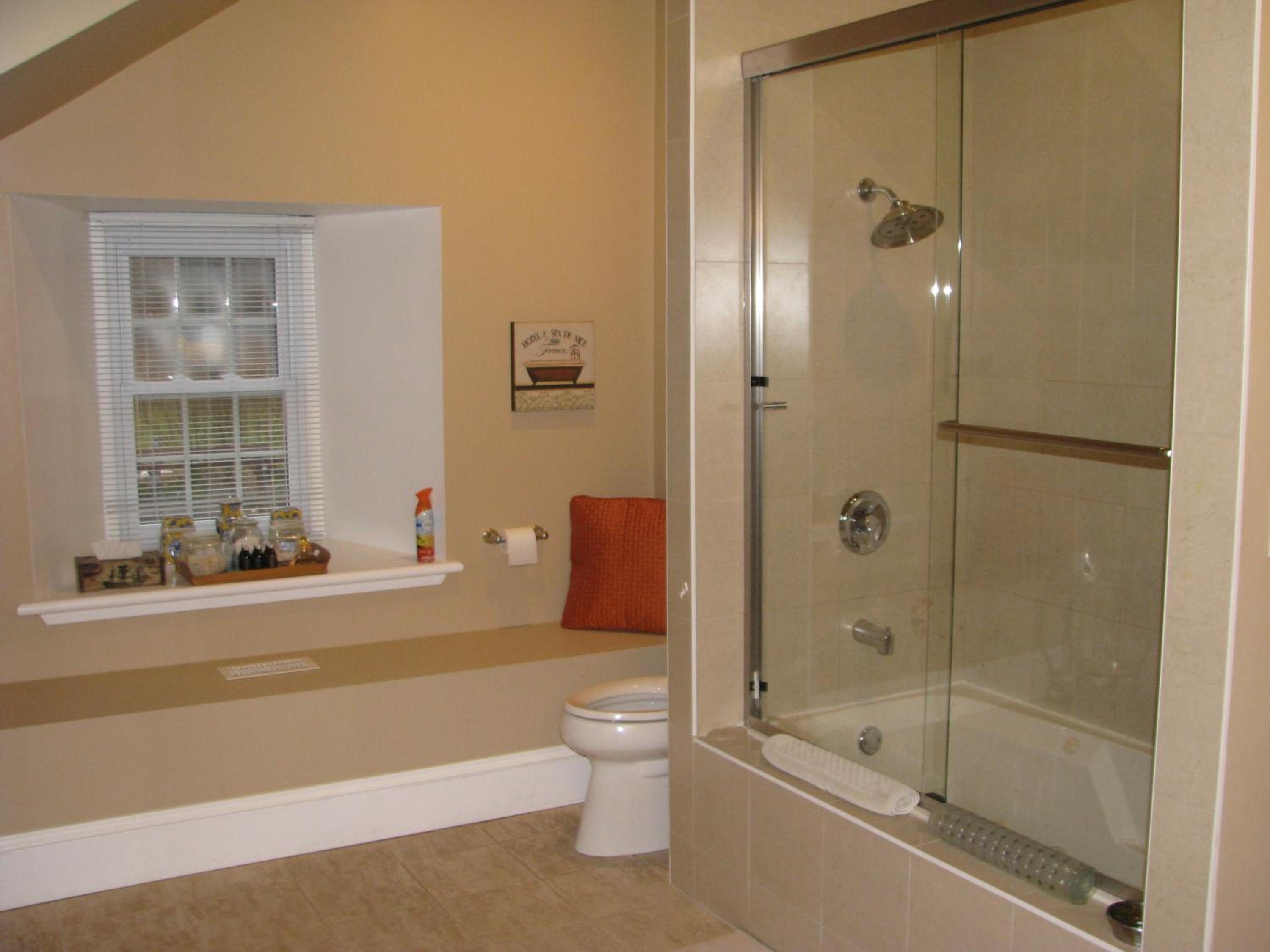 Deluxe Family Suite photo 2