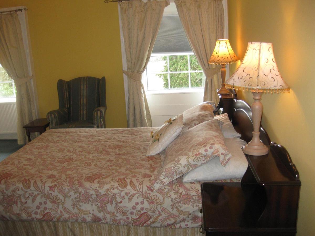 Family Room (2 Adults + 1 Child) photo 3
