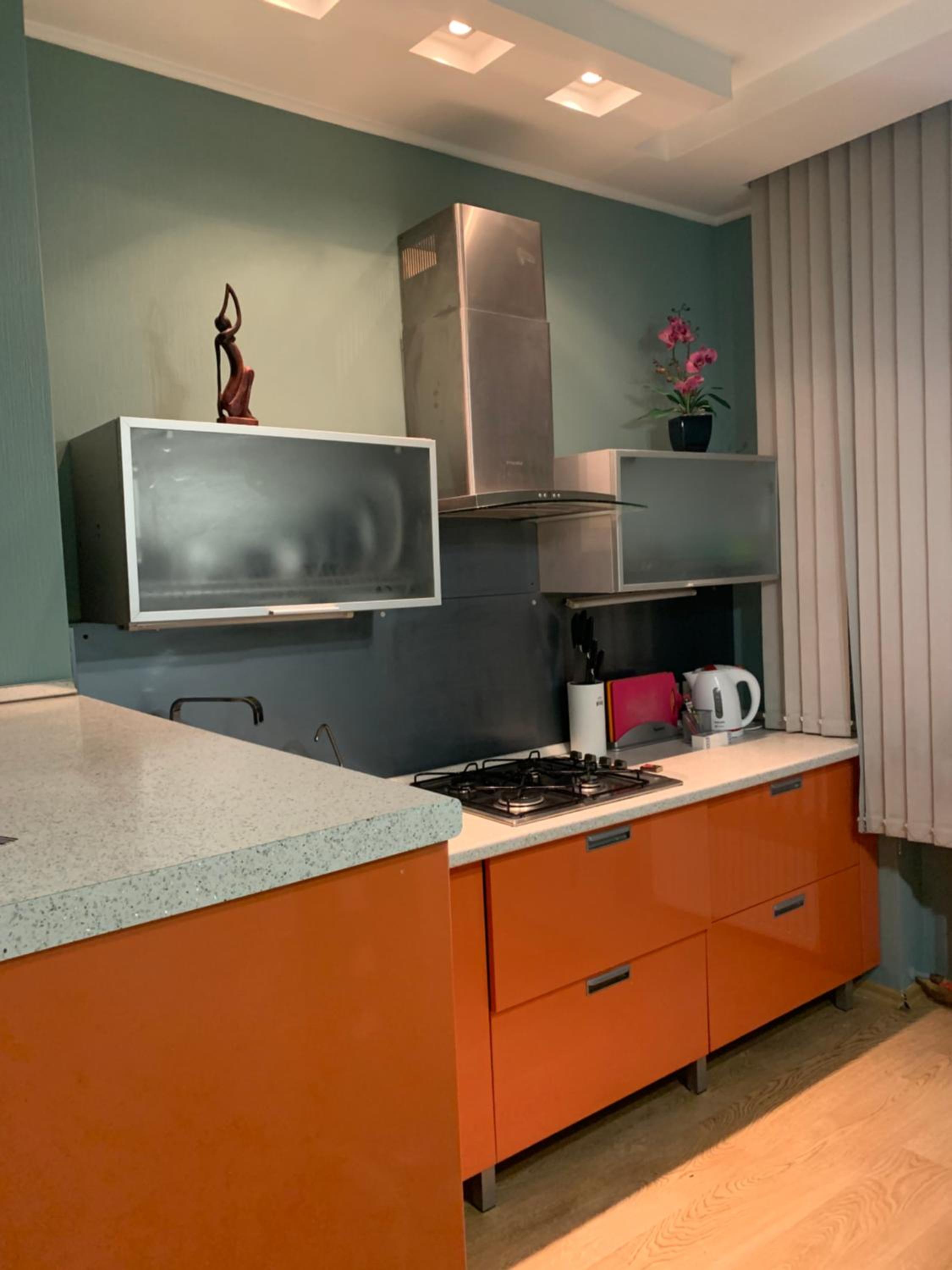 Apartment photo 1
