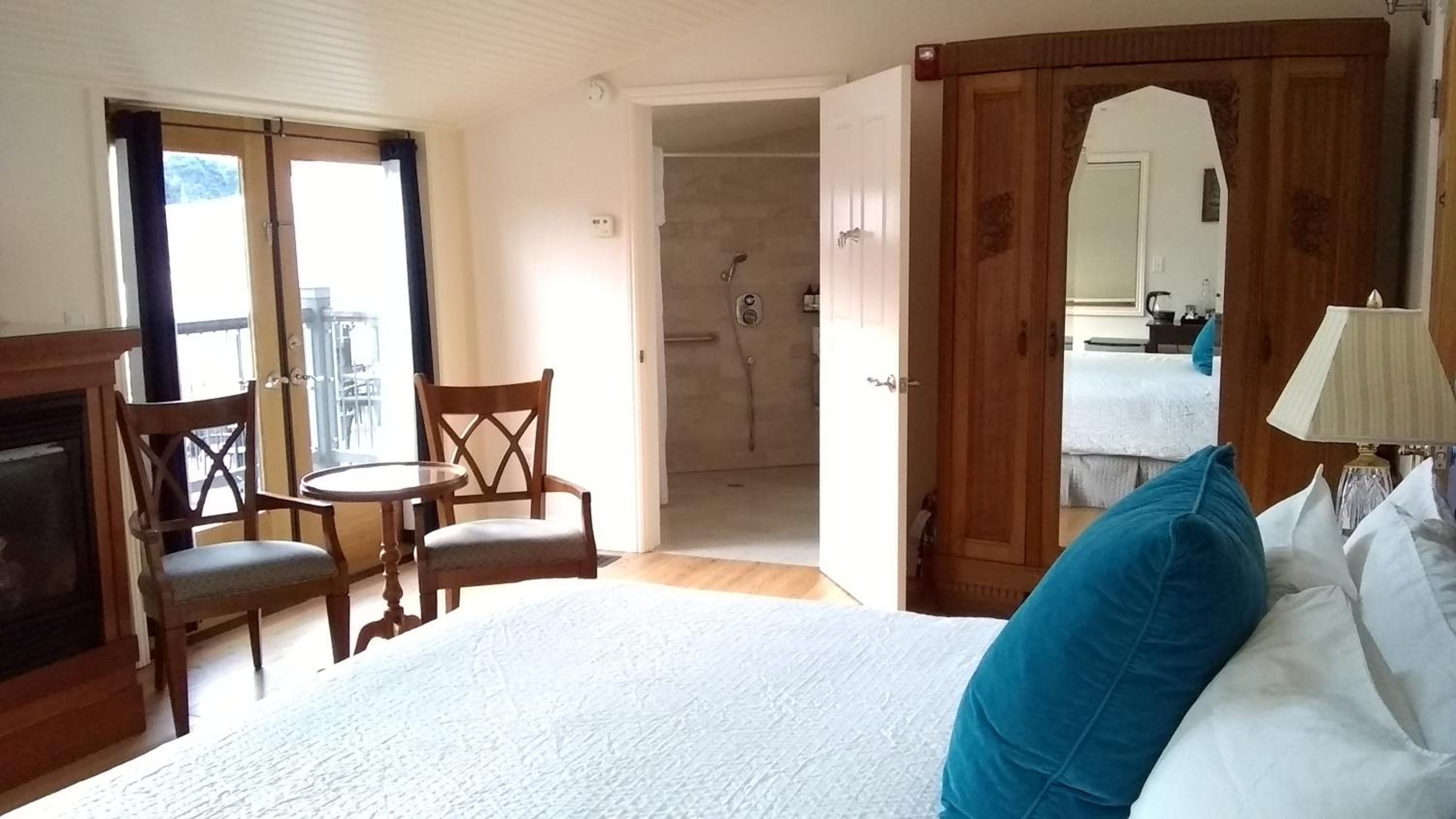 King Room - Disability Access