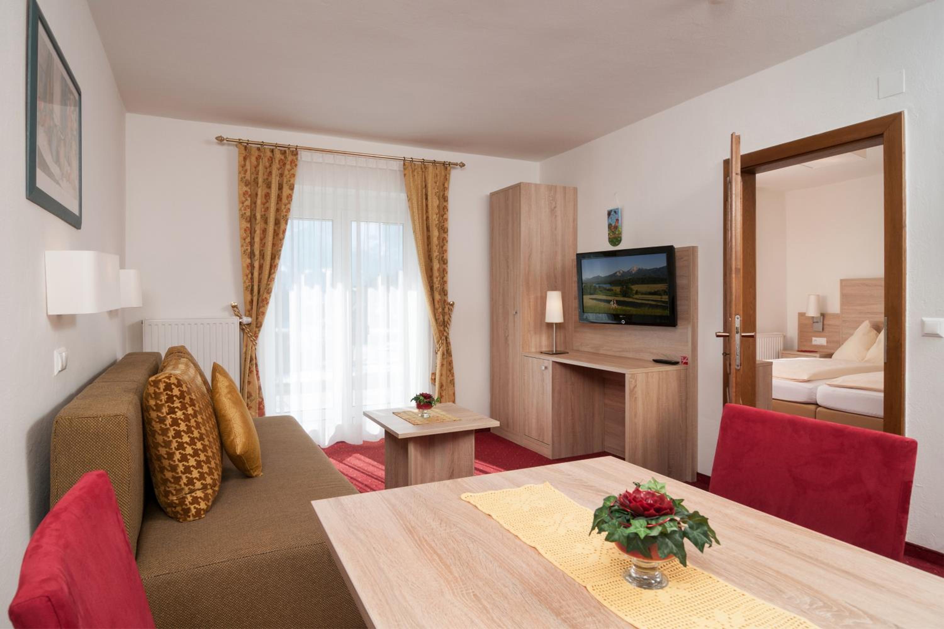 Apartment with Terrace photo 3