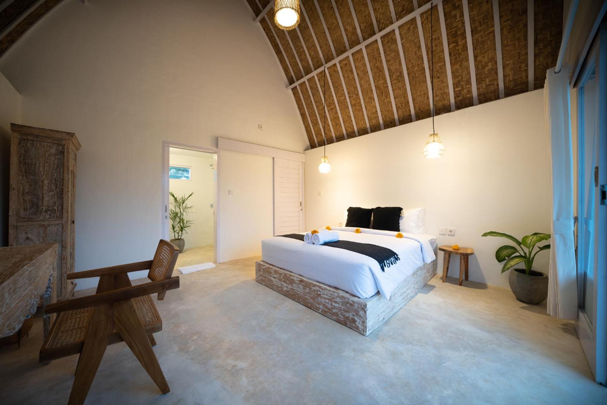 Double Room with Balcony - Photo 4