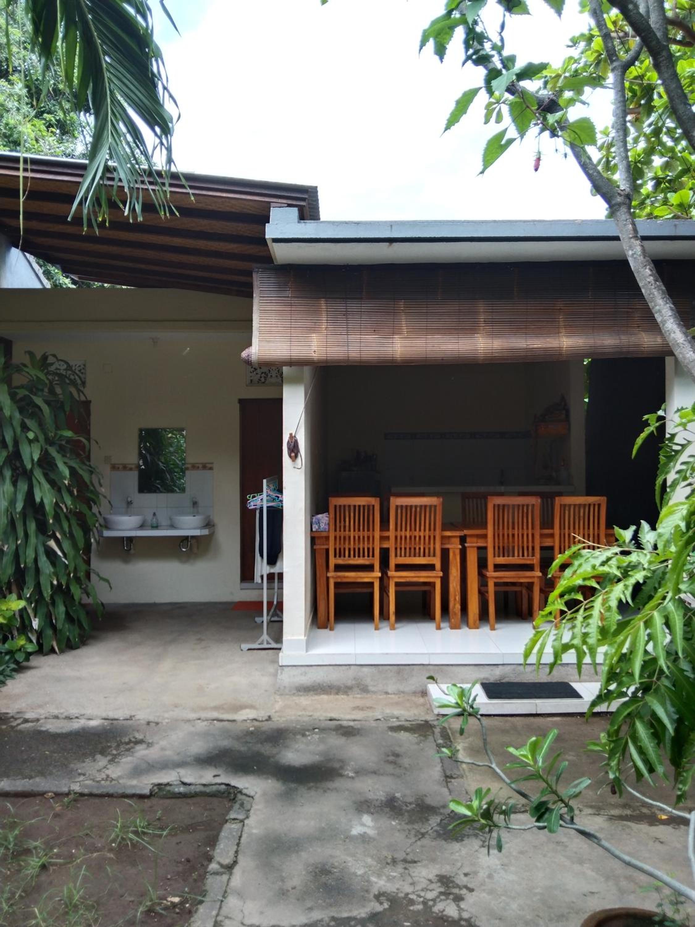 Bungalow with Patio - Photo 4